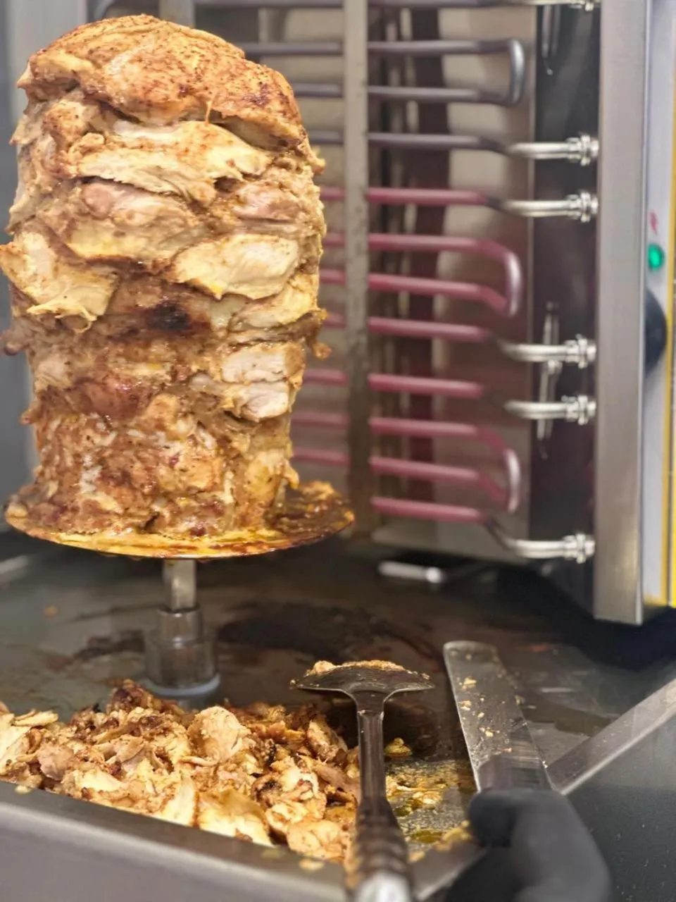 Restaurant/places to eat in Grand Continental Hotel