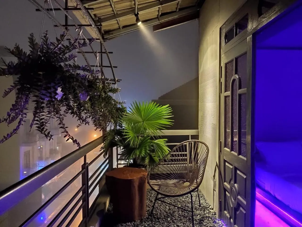 Balcony/Terrace in Blue Fingers KRoom Dalat