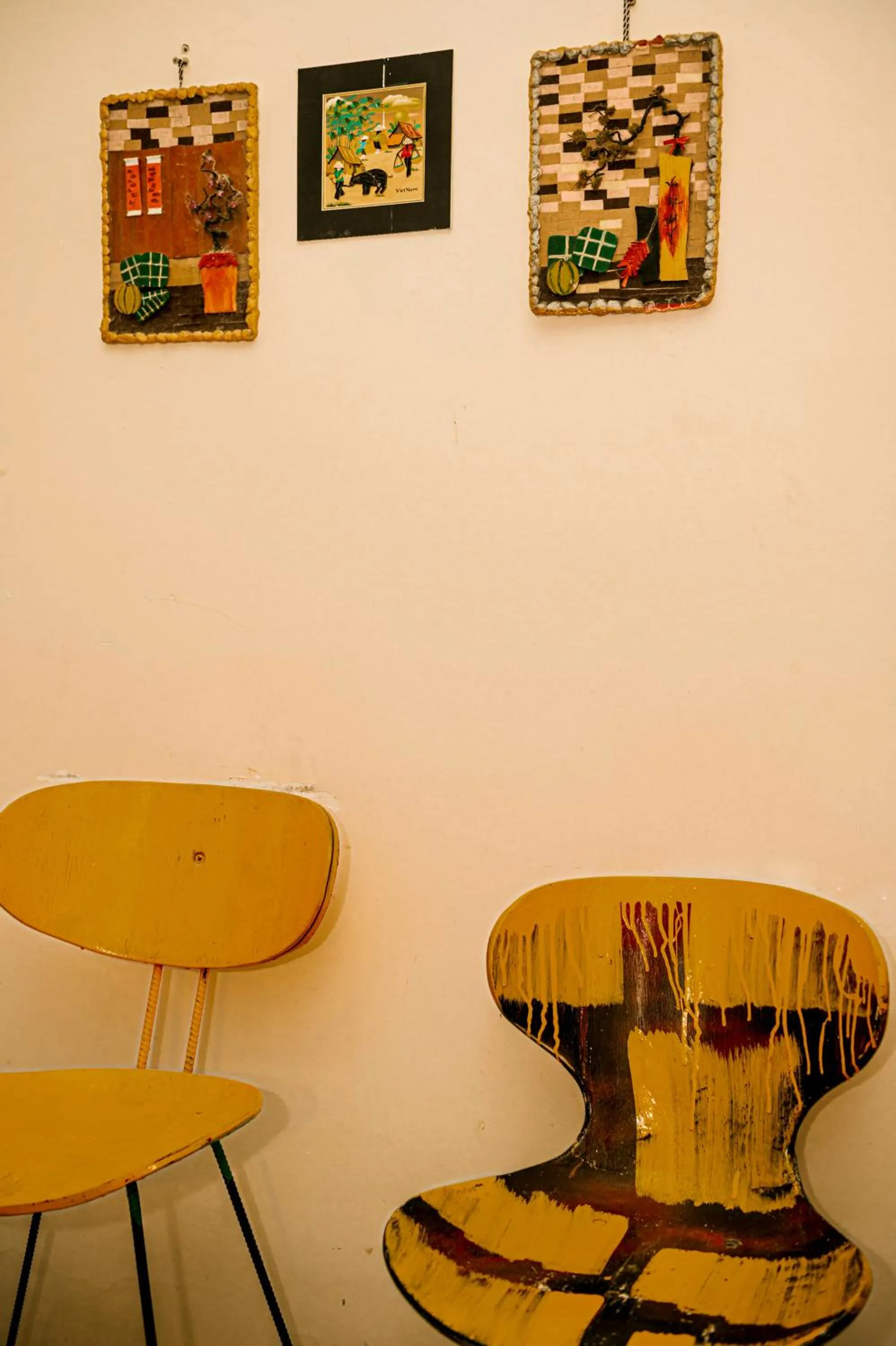 Decorative detail in Bụi Hostel - Ferry to Rạch Giá