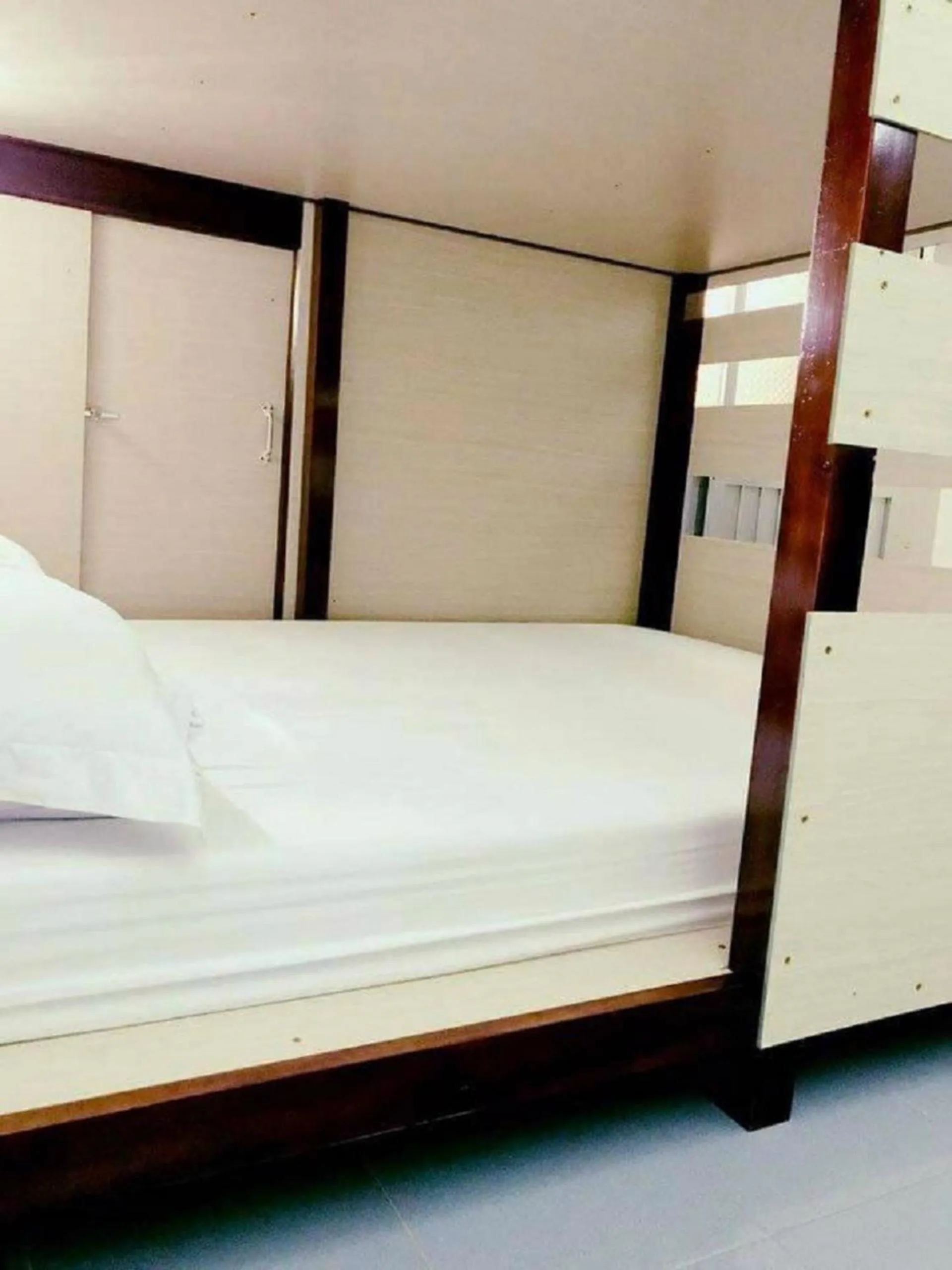 Bed in Bụi Hostel - Ferry to Rạch Giá