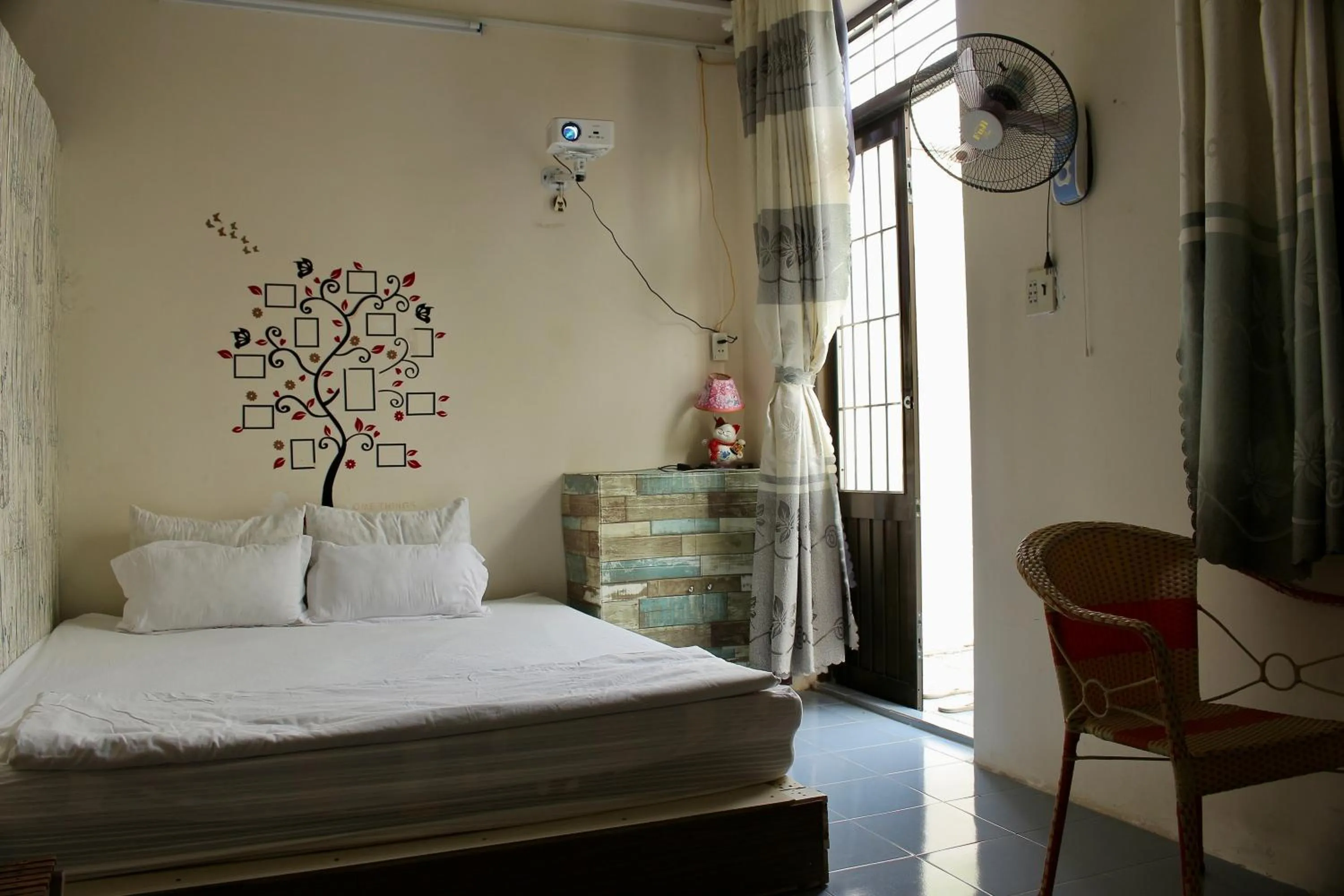 Bedroom, Bed in Bụi Hostel - Ferry to Rạch Giá