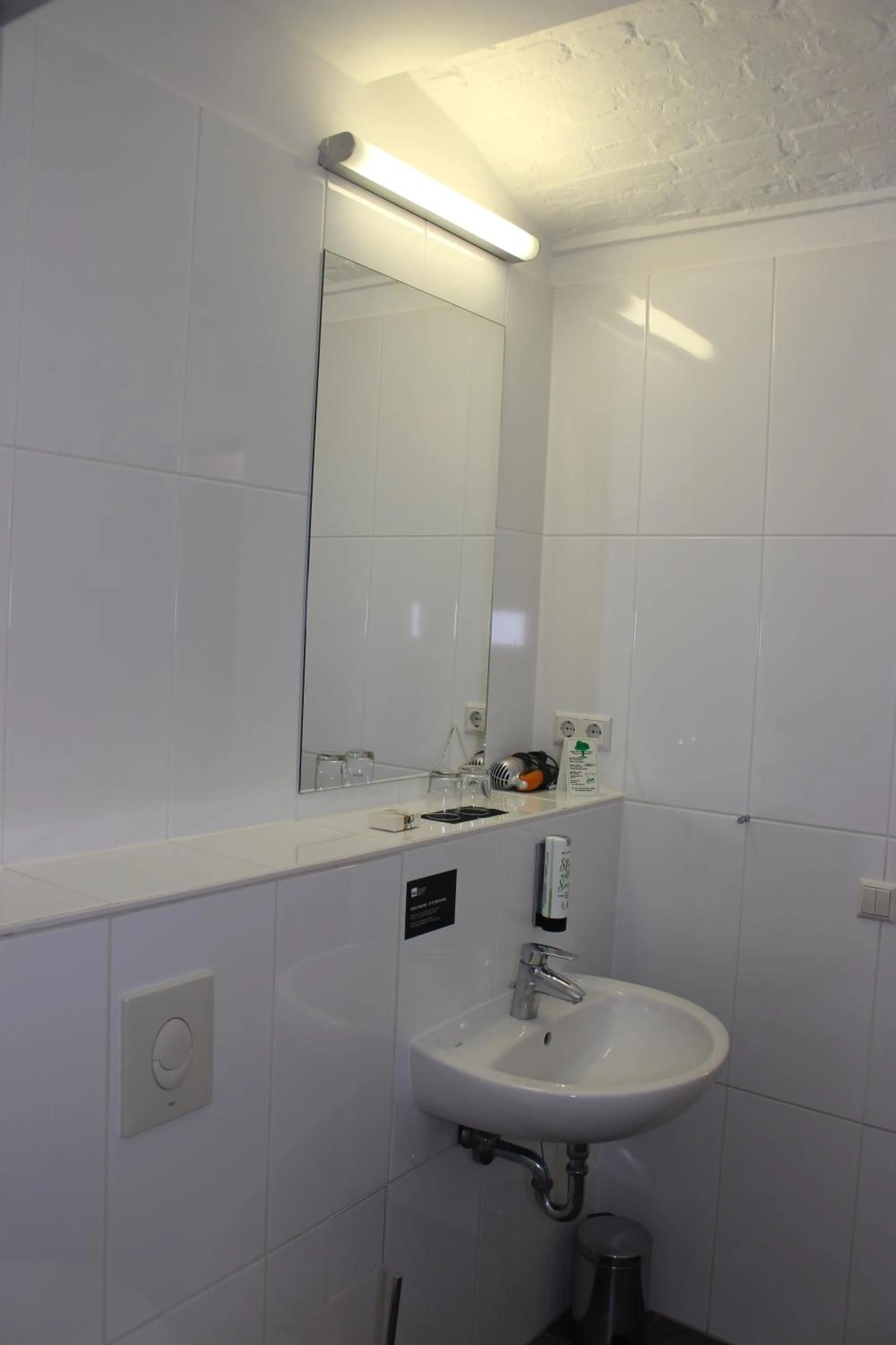 Bathroom in GLS Studio Hotel Berlin