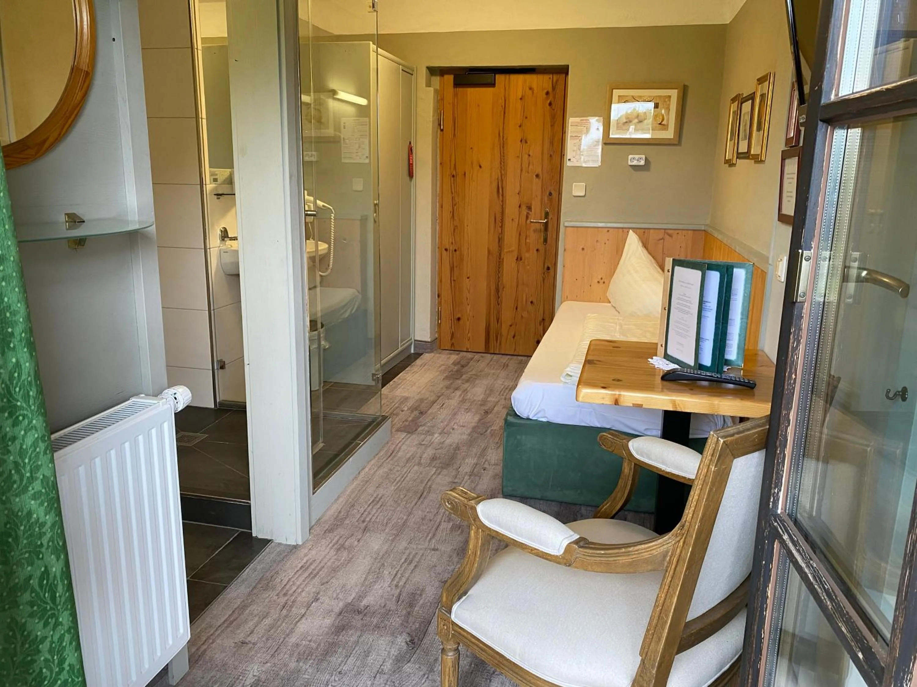 Bedroom in Hotel Edelweiss Kitzbühel