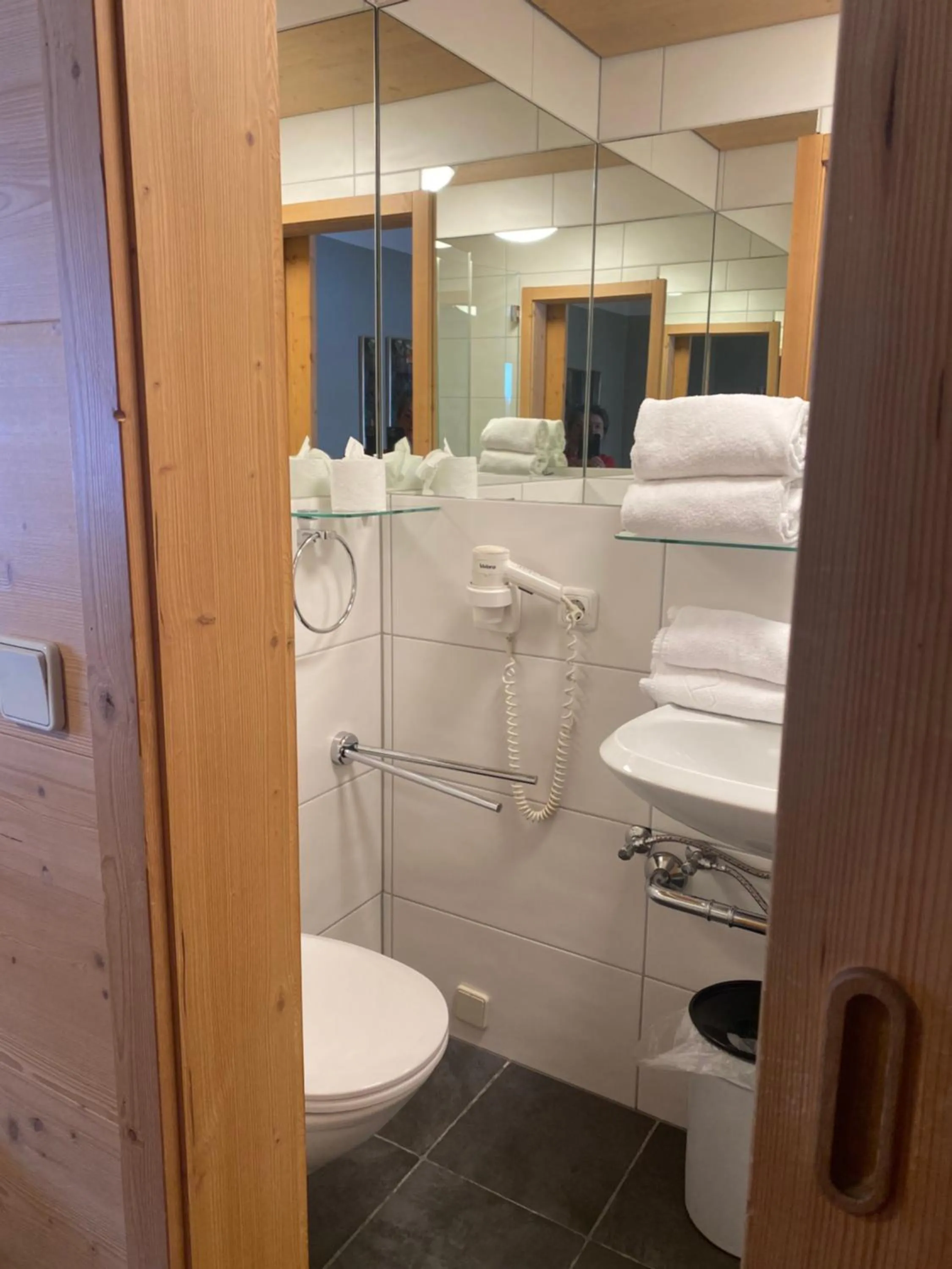 Bathroom in Hotel Edelweiss Kitzbühel