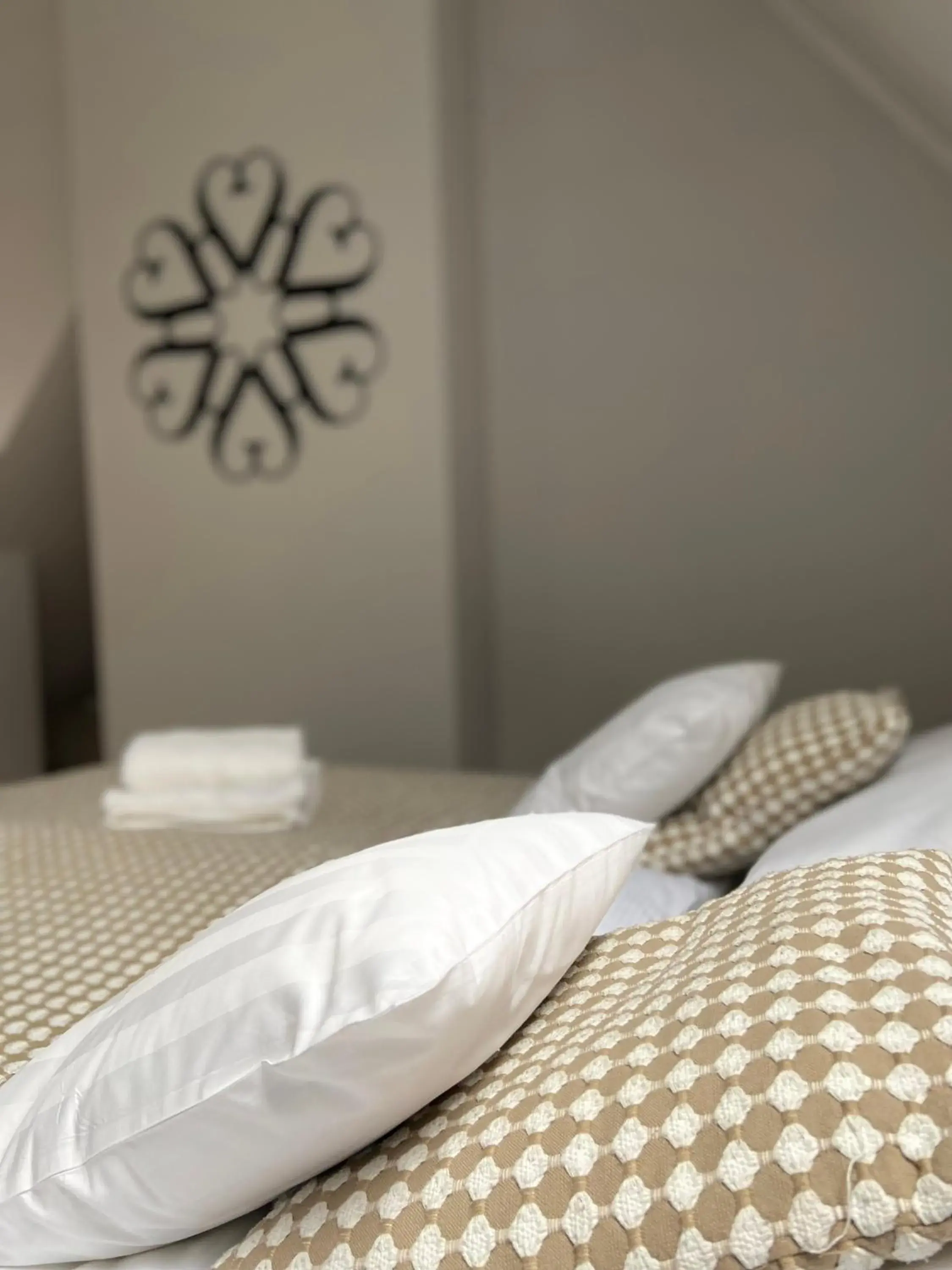 Three-Bedroom Apartment VIP with Sauna, Elevator & Garage in Harenda Residence - Destigo Hotels Three-Bedroom Apartment VIP with Sauna, Elevator & Garage in Harenda Residence - Destigo Hotels