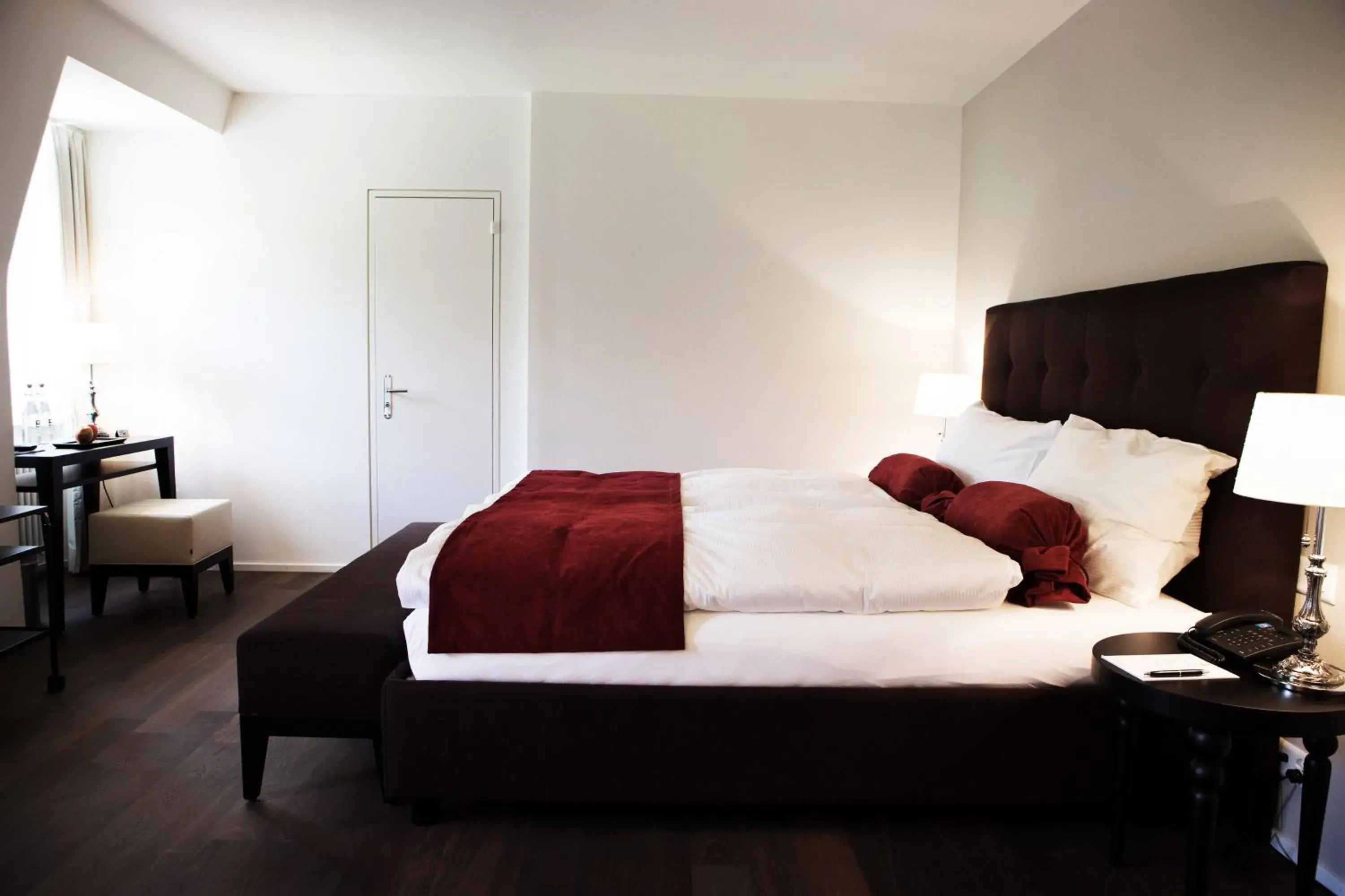 Boutique Double Room in Hotel Schloss Hünigen Boutique Double Room in Hotel Schloss Hünigen