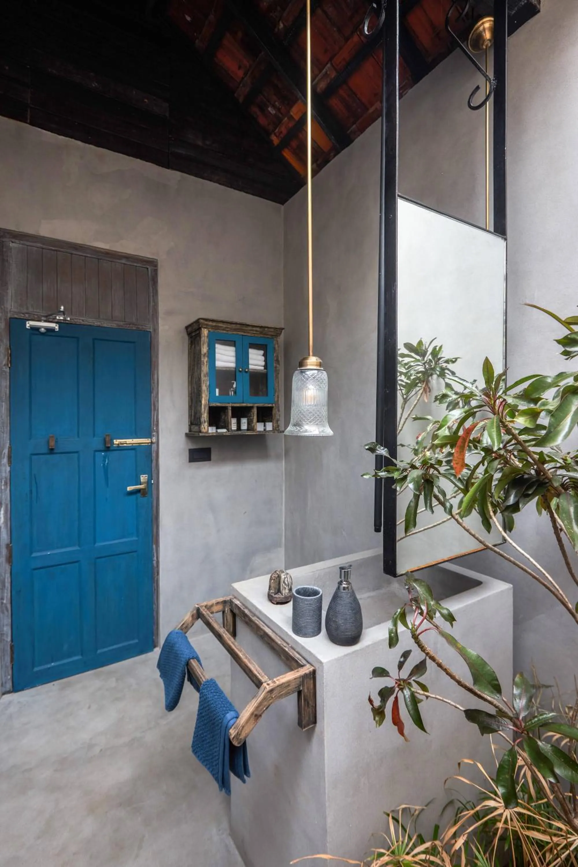 Toilet in Periyar River Lodge