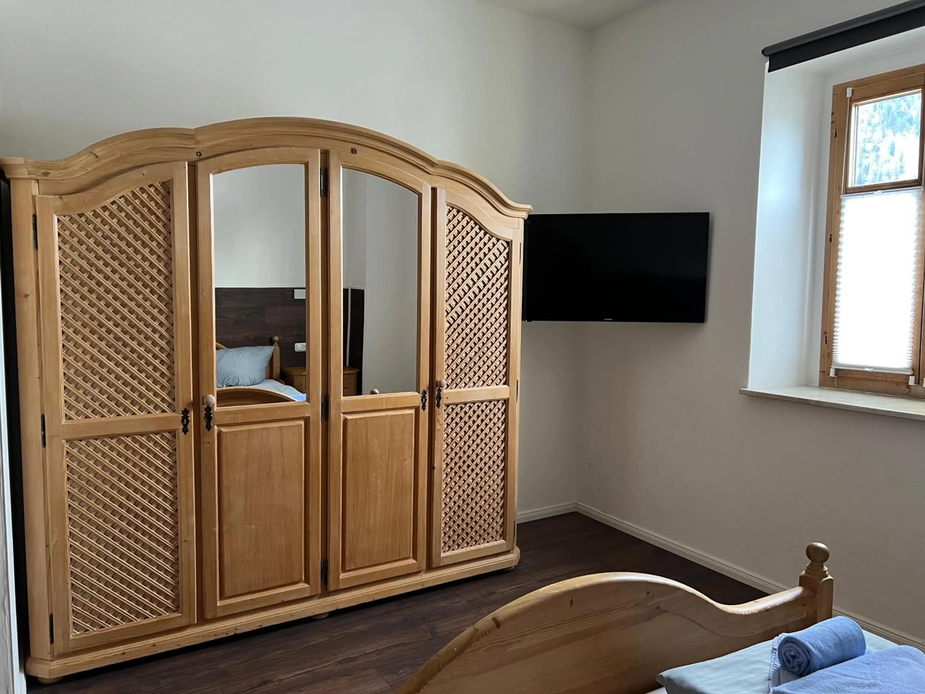 Photo of the whole room, Bed in Gasthof Löwen