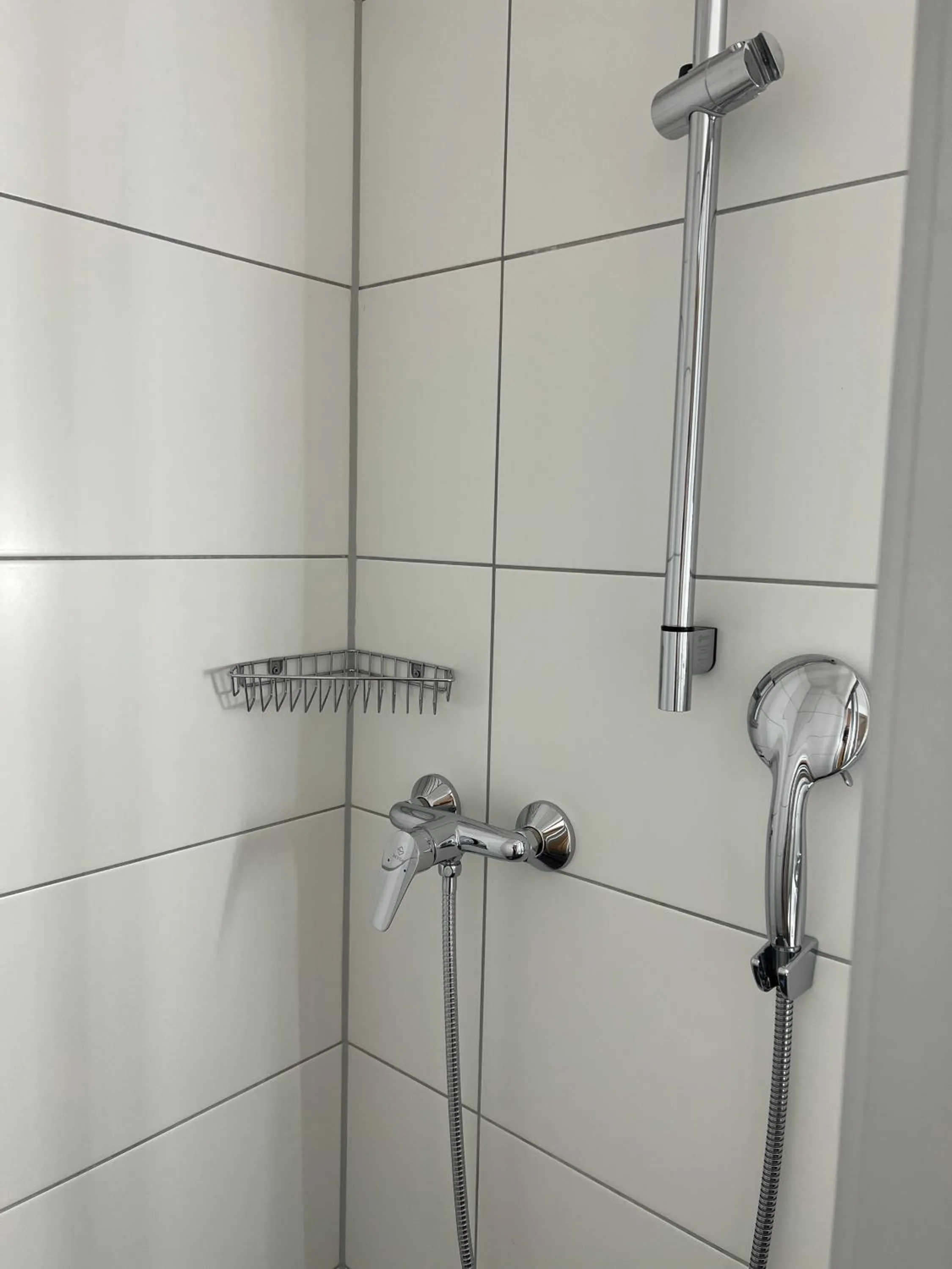 Shower in Gasthof Löwen