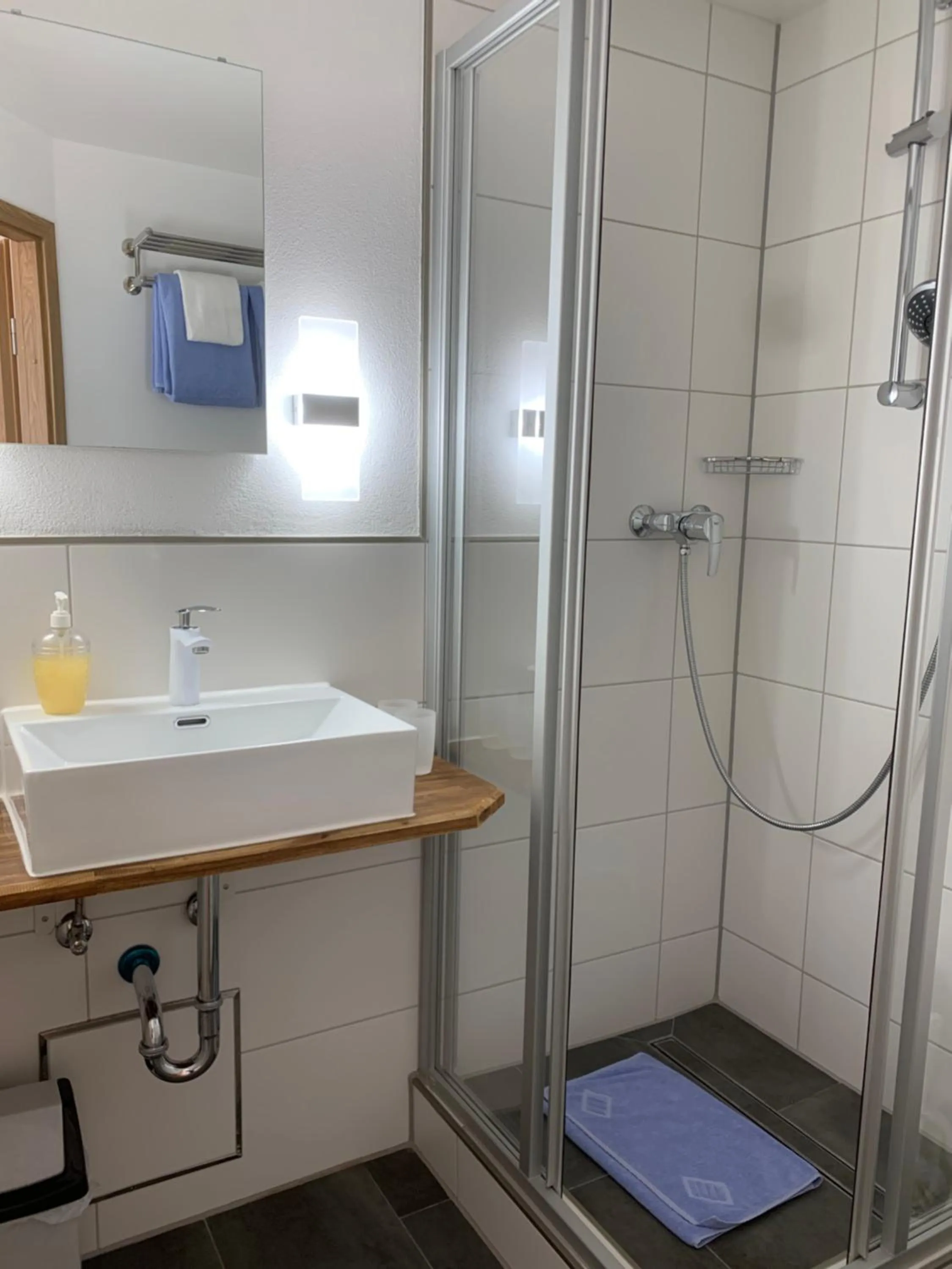 Bathroom in Gasthof Löwen