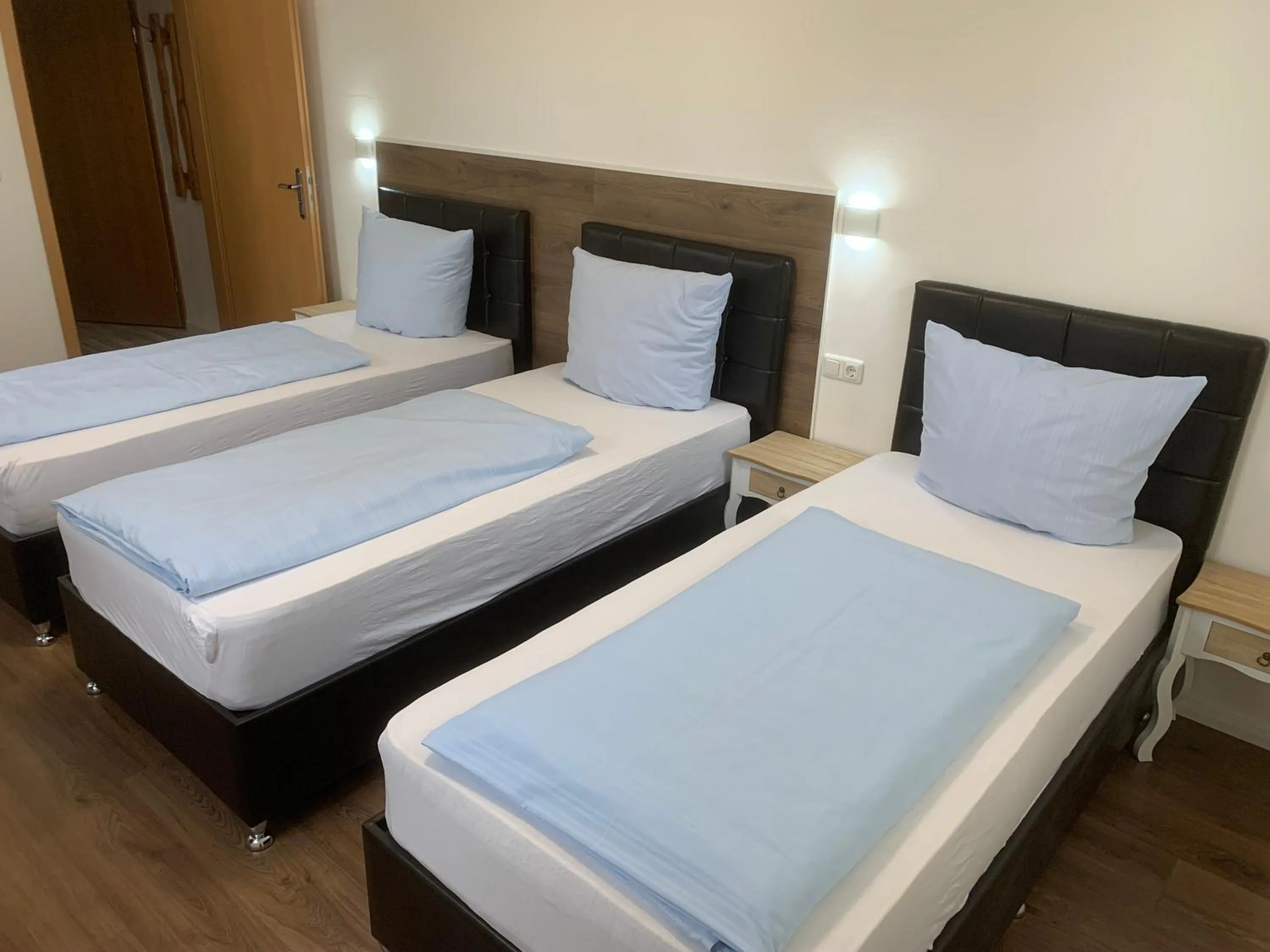 Photo of the whole room, Bed in Gasthof Löwen