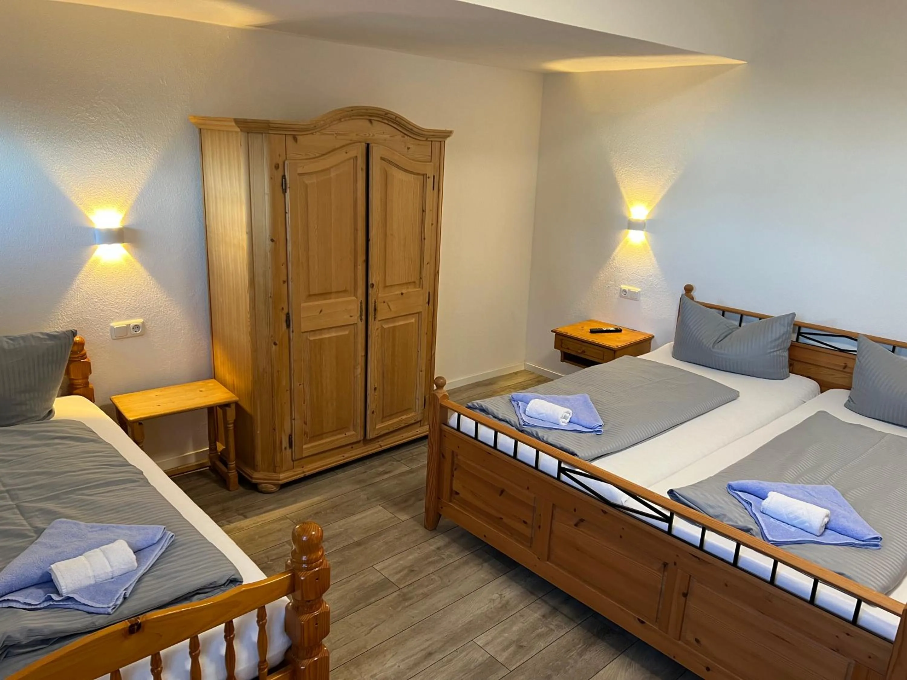 Bedroom, Bed in Gasthof Löwen