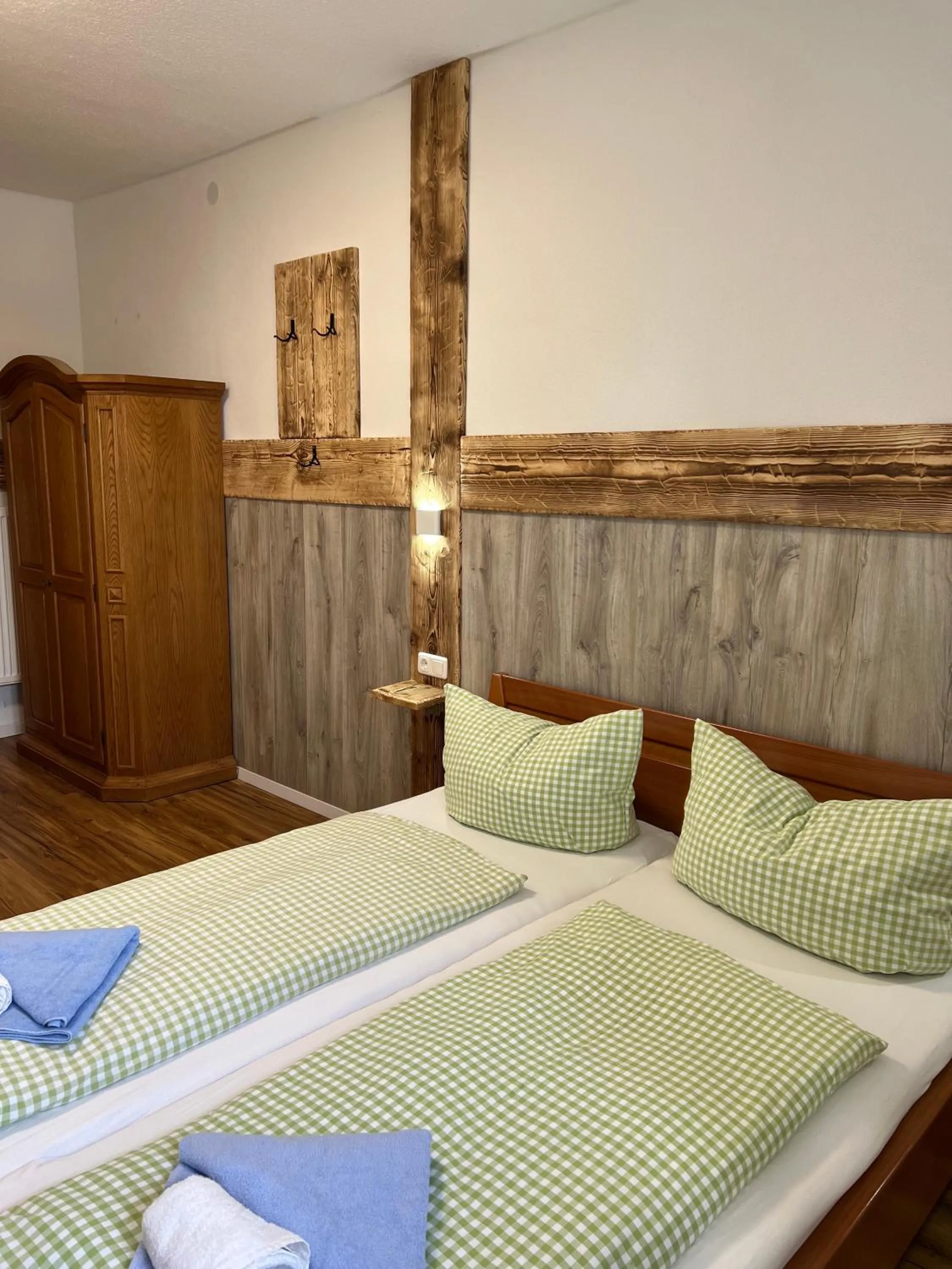 Bed in Gasthof Löwen