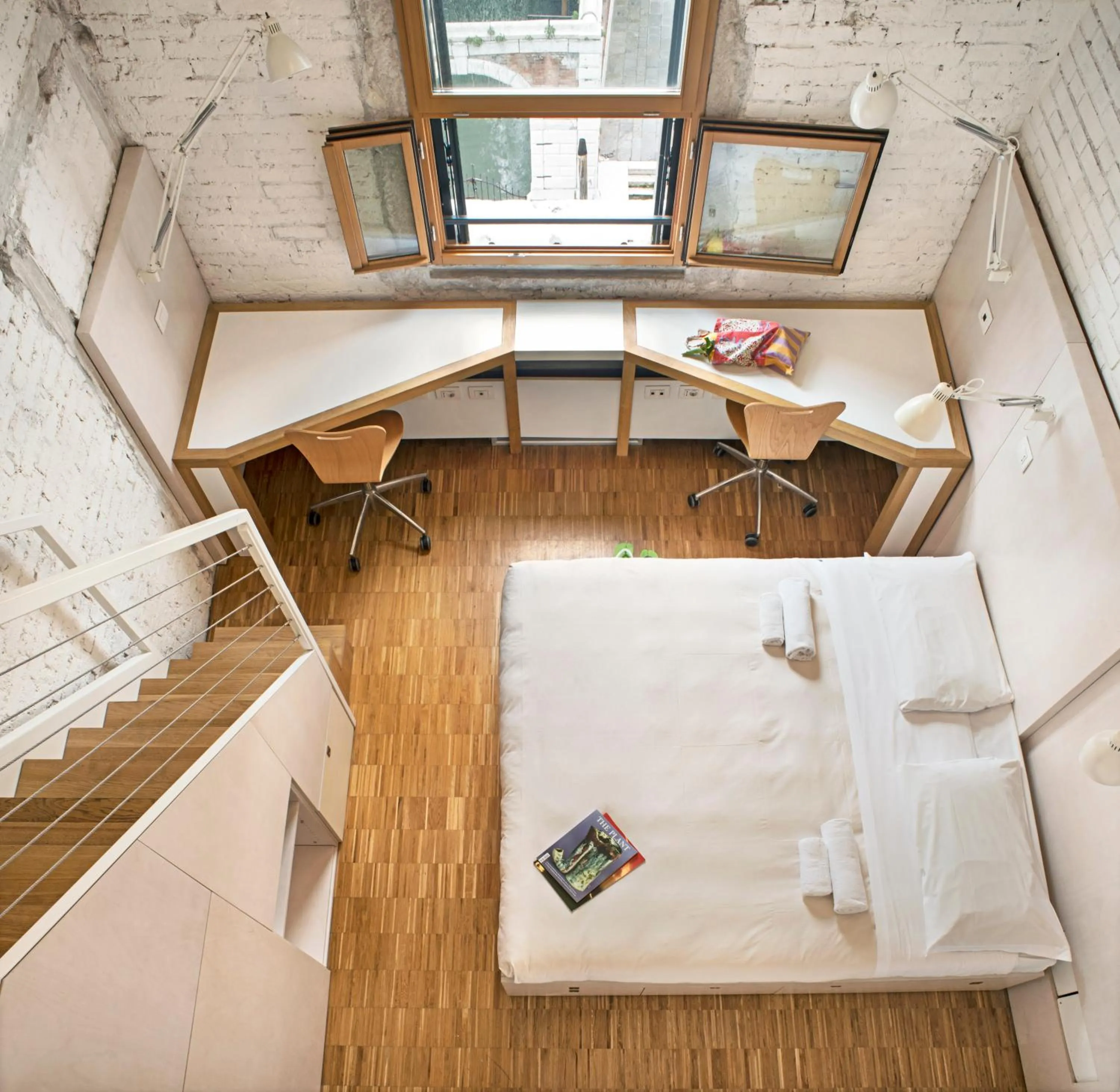 Photo of the whole room in Combo Venezia