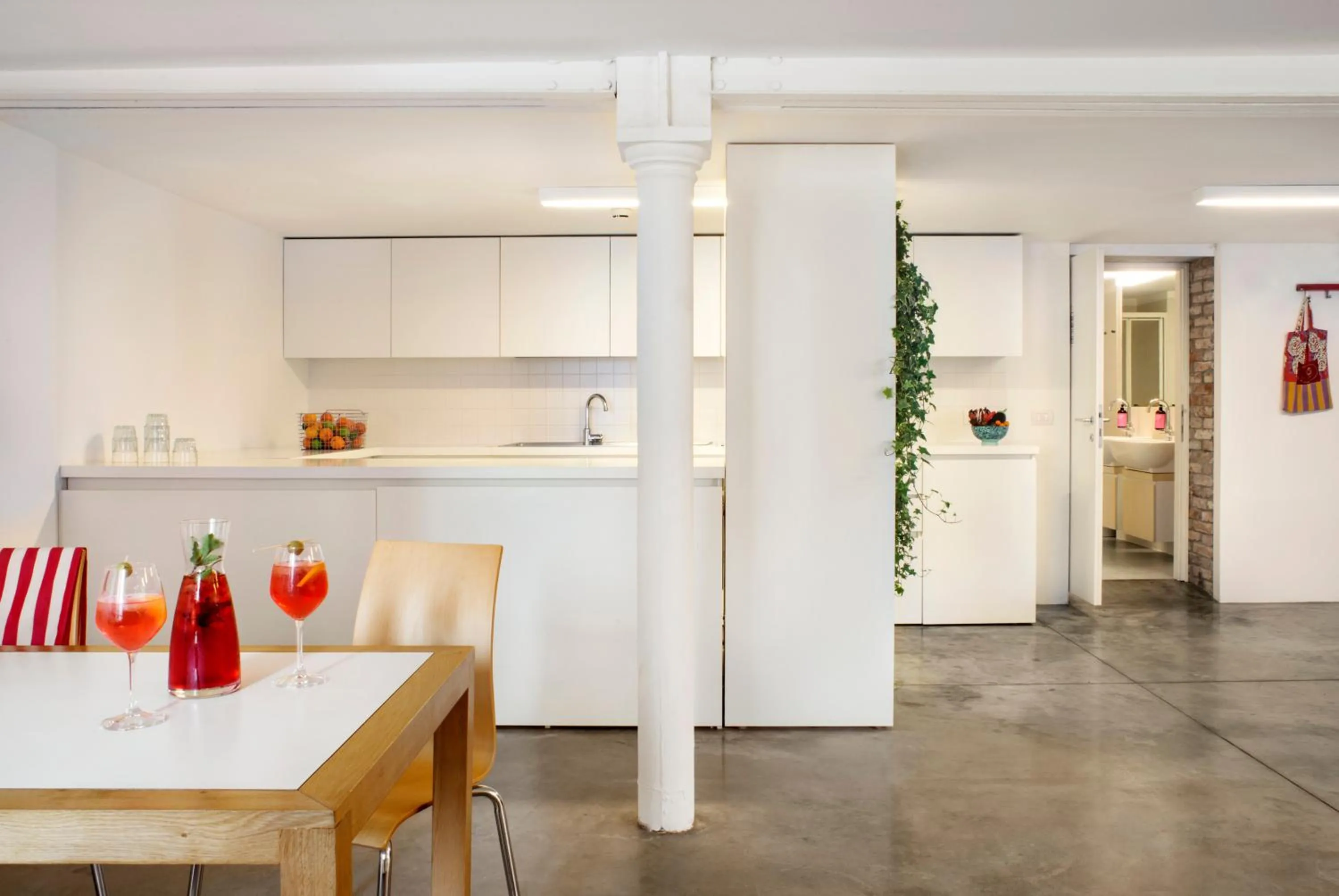 Dining area in Combo Venezia