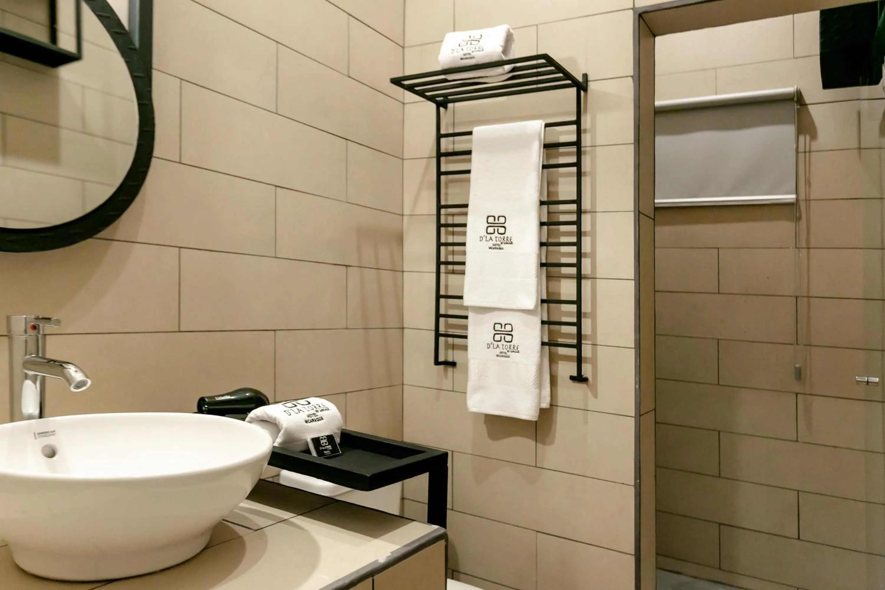 Bathroom in D' LA TORRE HOTEL