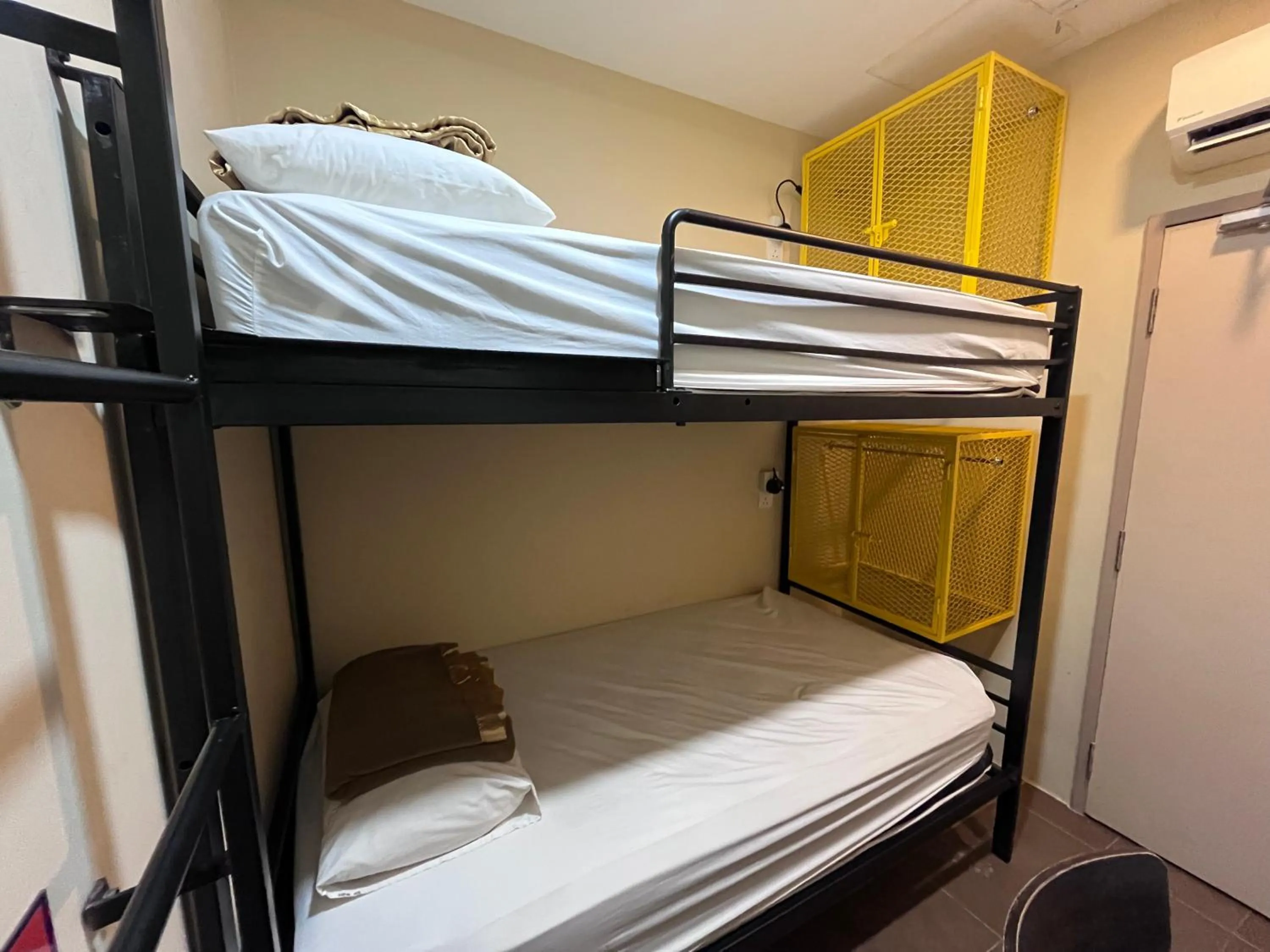 bunk bed, Bed in SRP Hotel Sdn Bhd