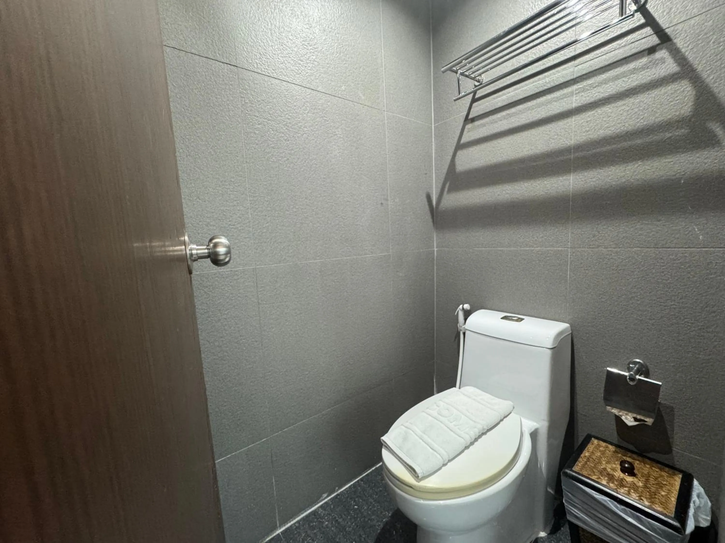 Bathroom in Hotel O Hotel 916