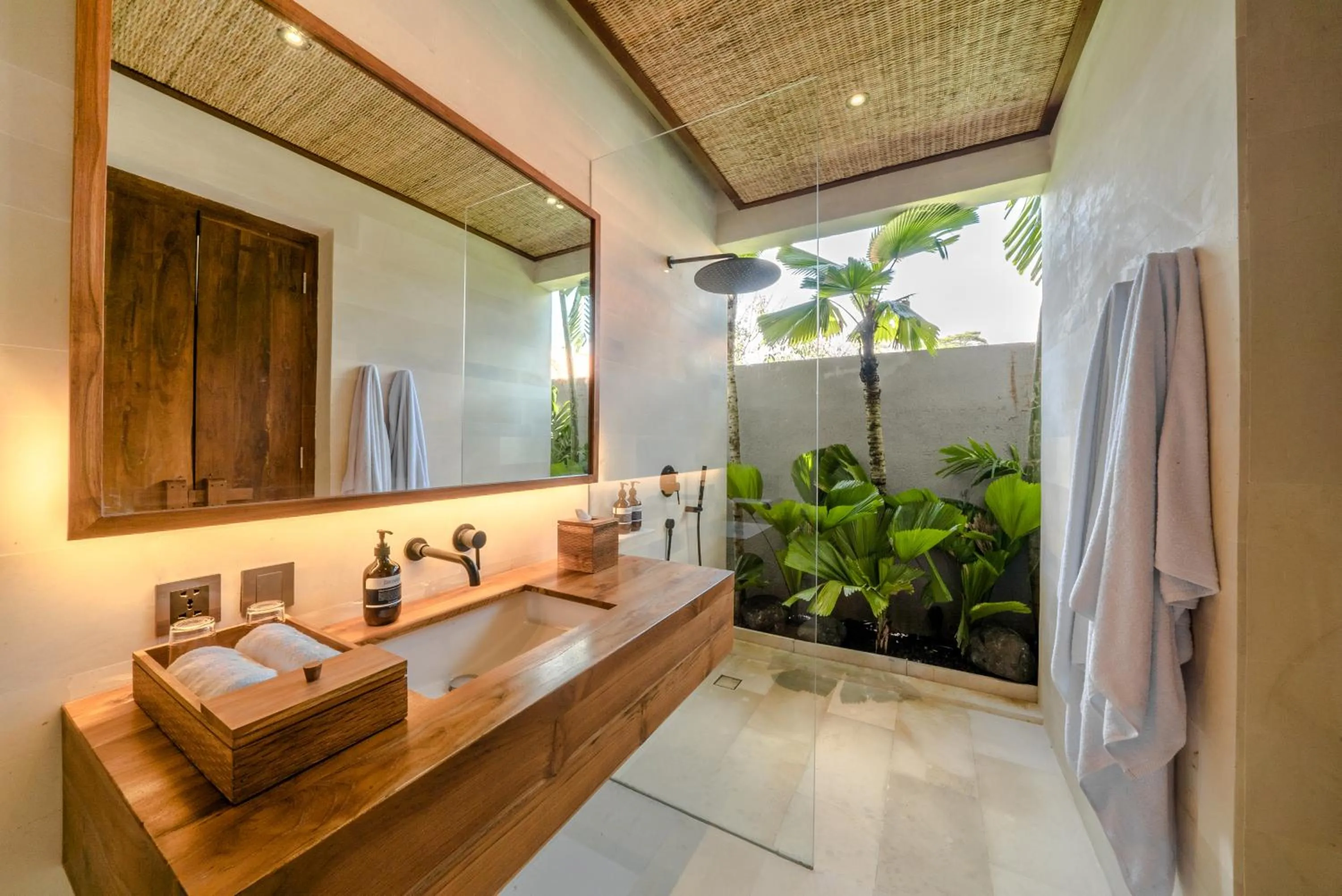 Bathroom in Villa Uma Berawa