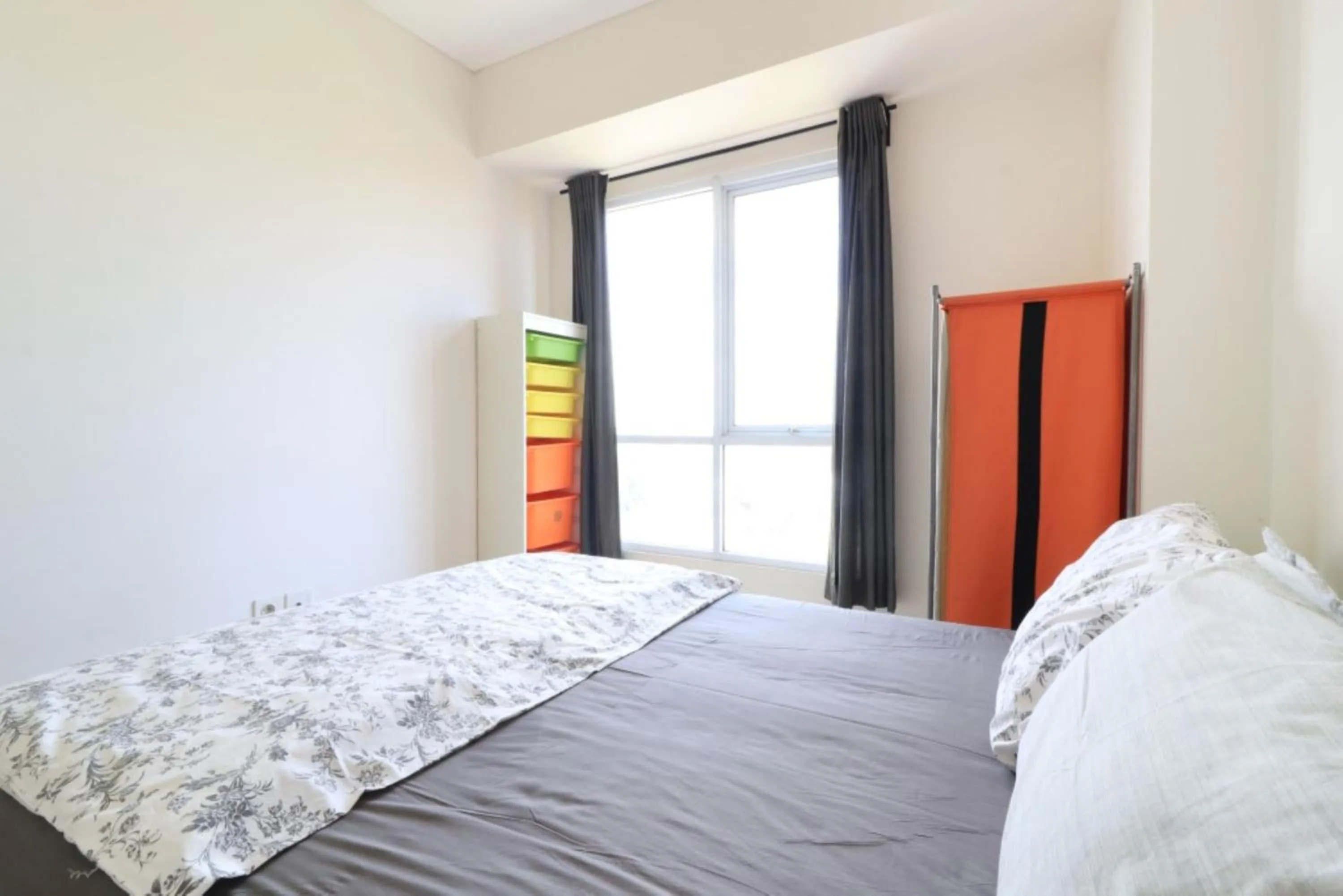 Bedroom in Paradise Mansion Apartment by Guardian Pro