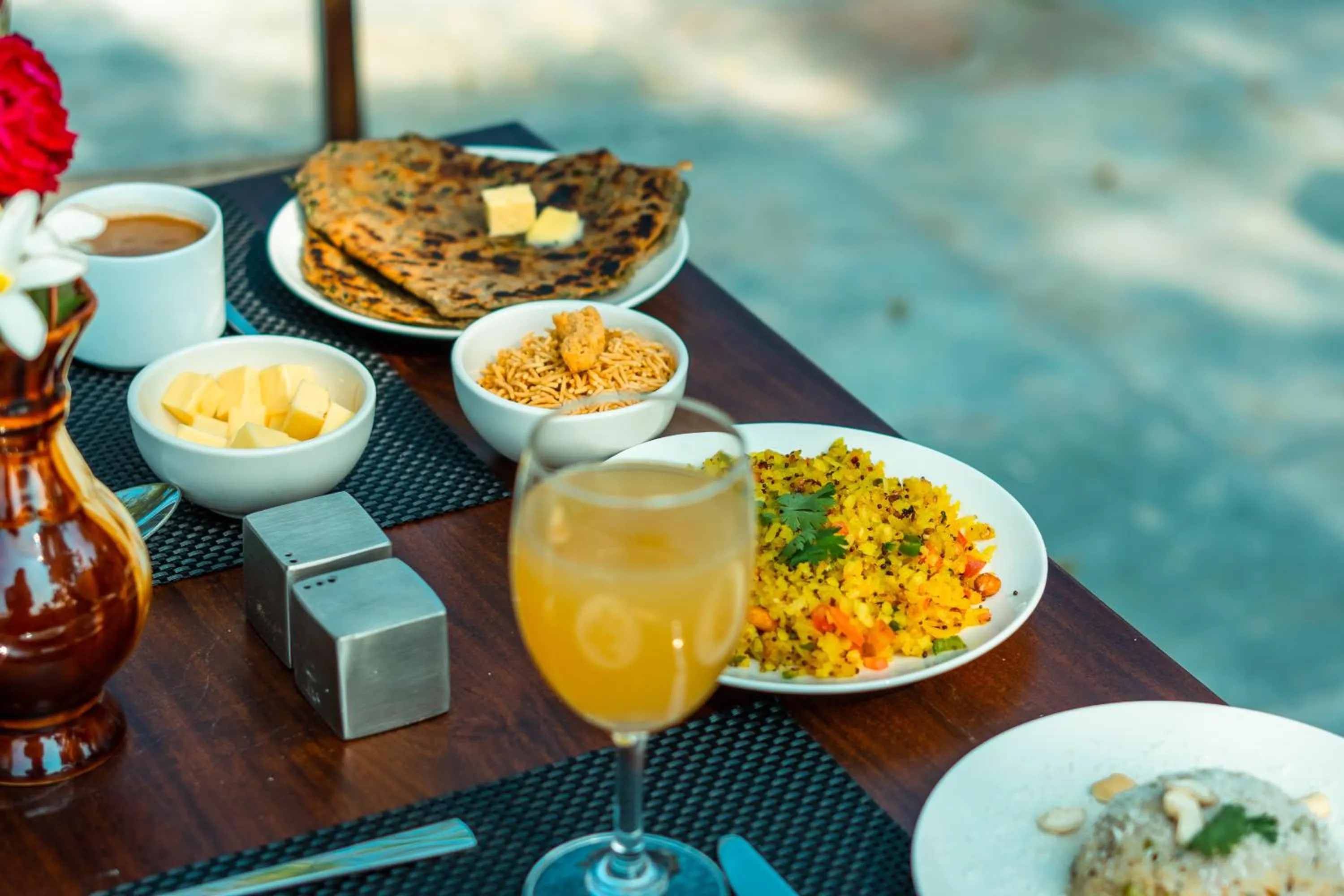 Breakfast in Loft 24, Mansarovar