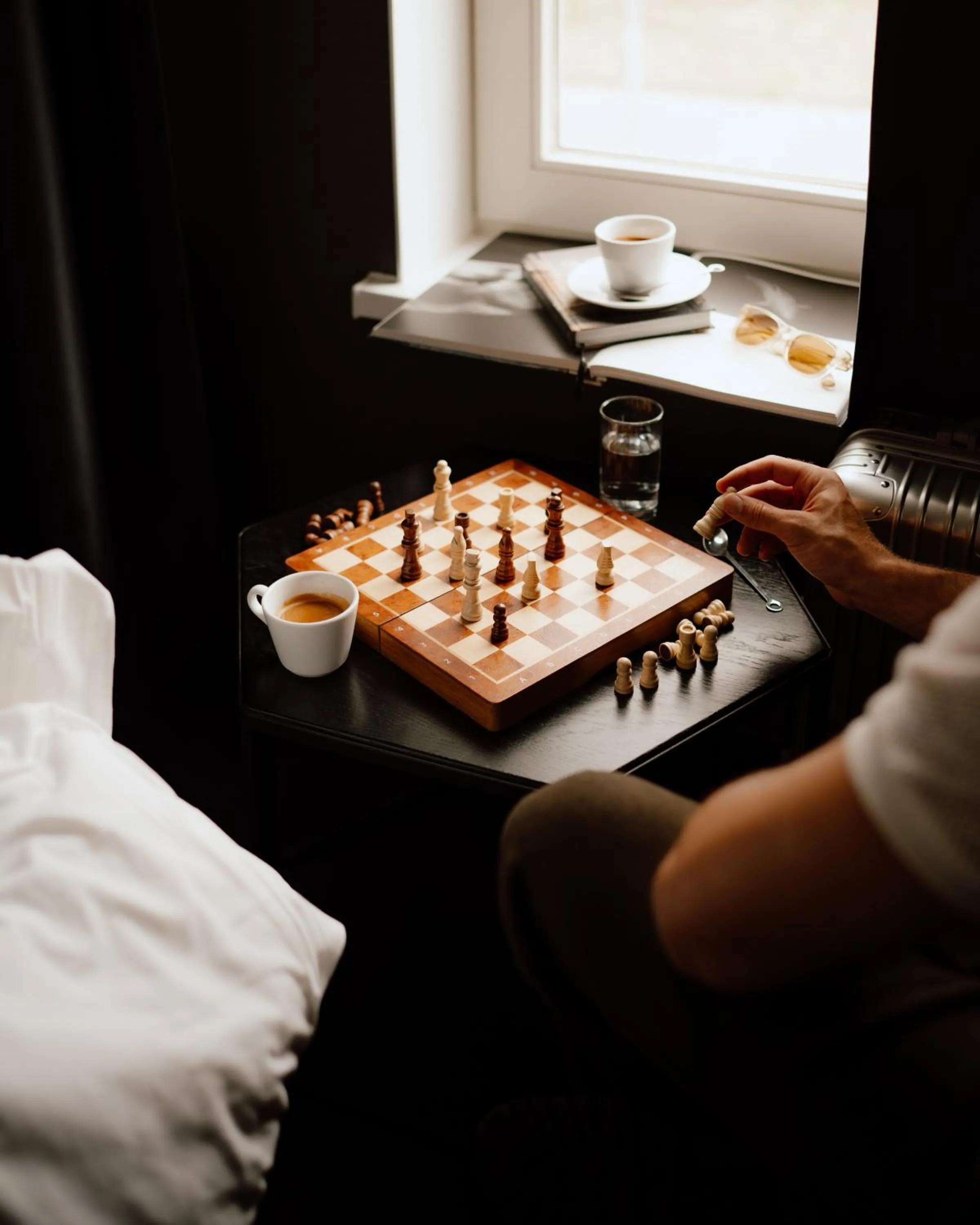 People in Le Marin Hotel Rotterdam City - Handwritten Collection