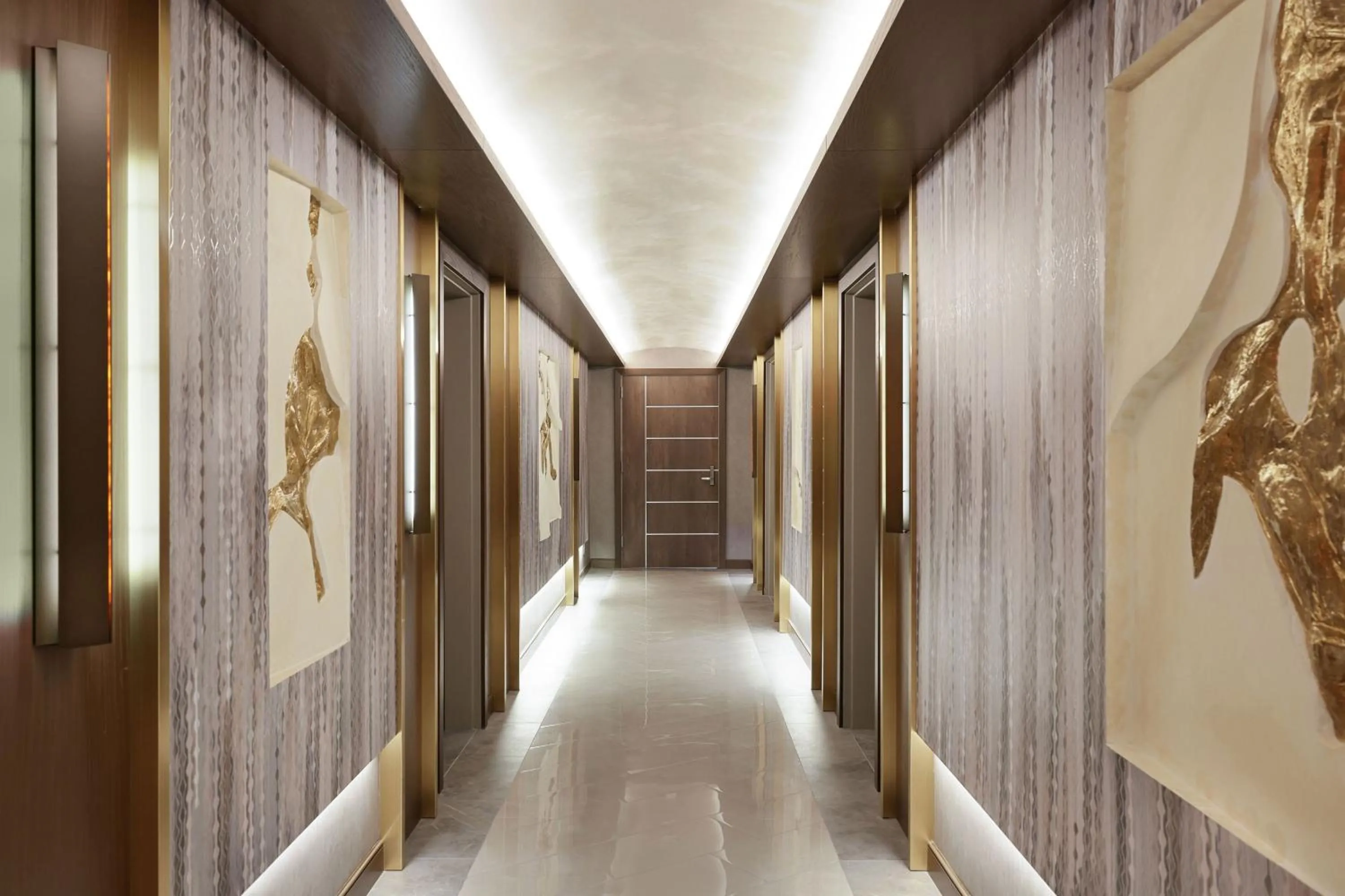 Bedroom in Element New York Wood Ridge