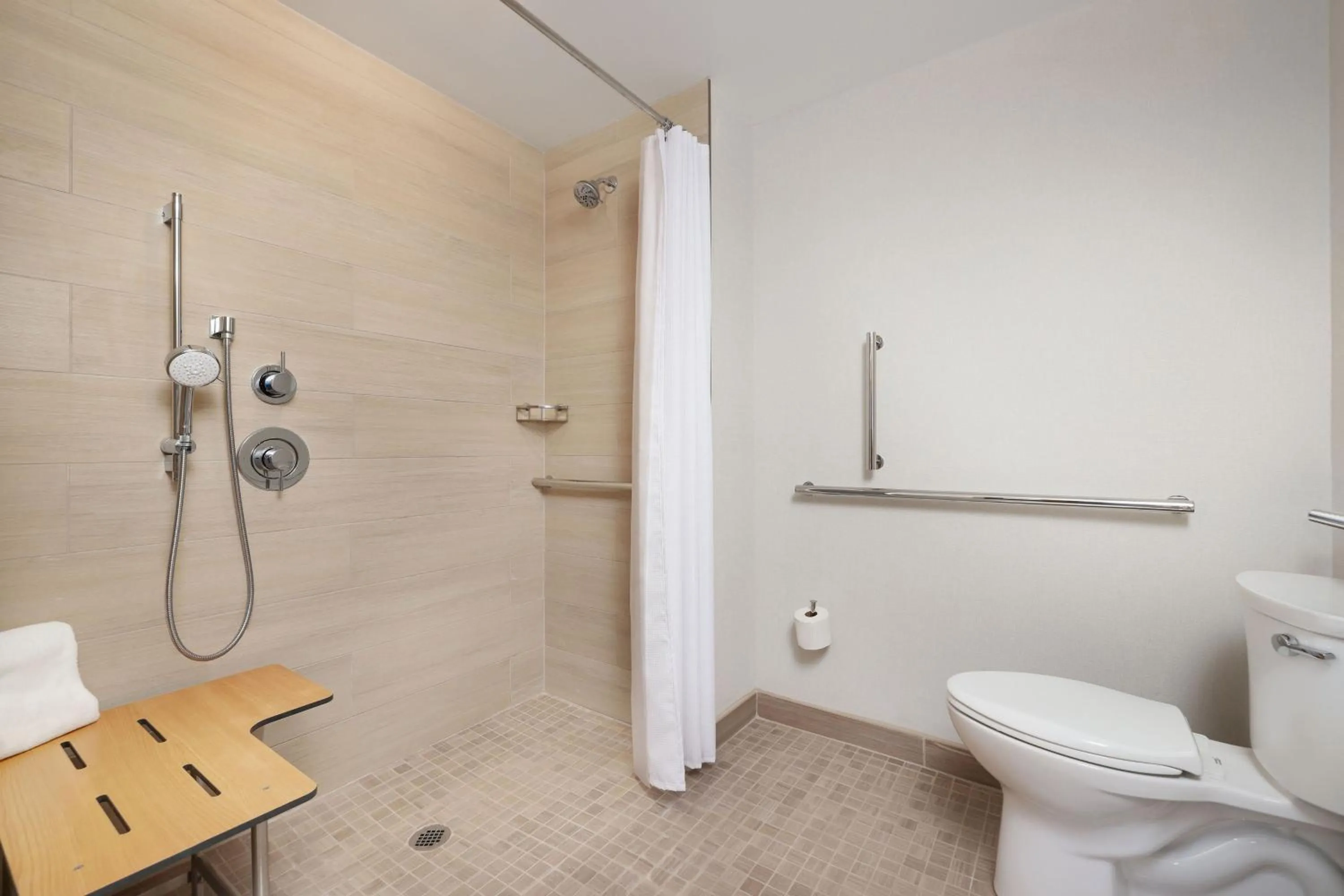 Bathroom in Element New York Wood Ridge