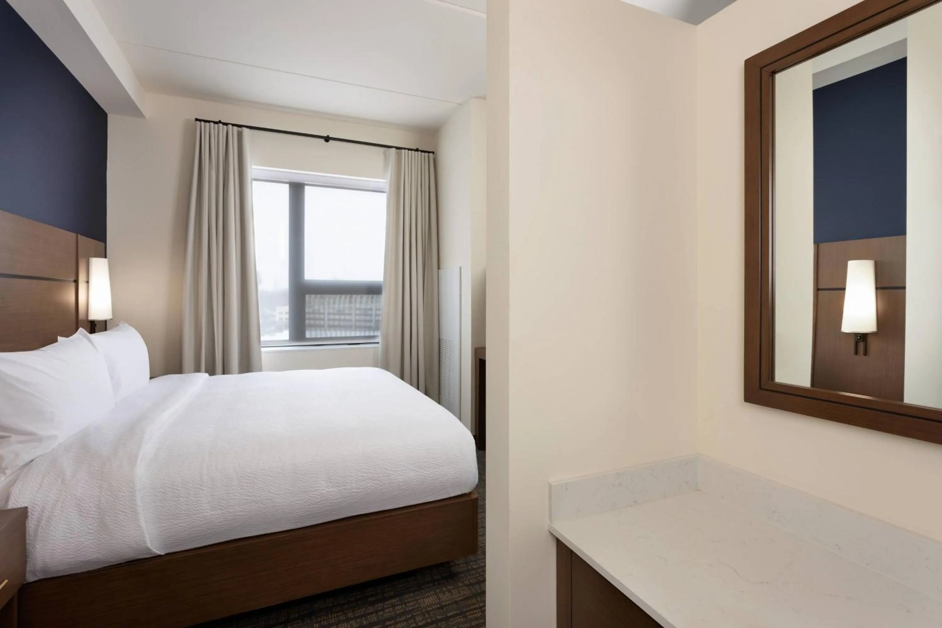 Bedroom, Bed in Residence Inn By Marriott Philadelphia Bala Cynwyd