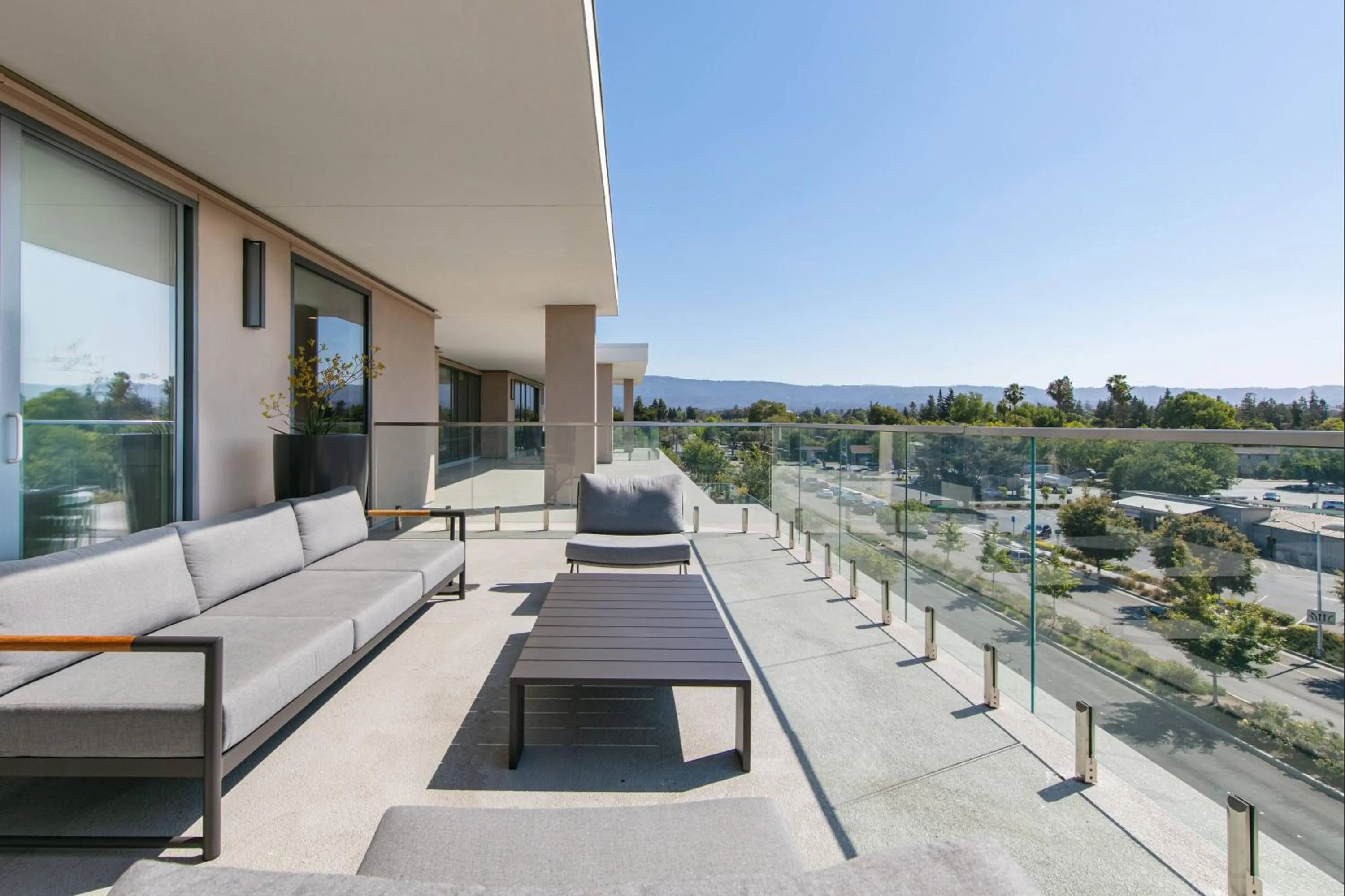 Bedroom in AC Hotel by Marriott Palo Alto