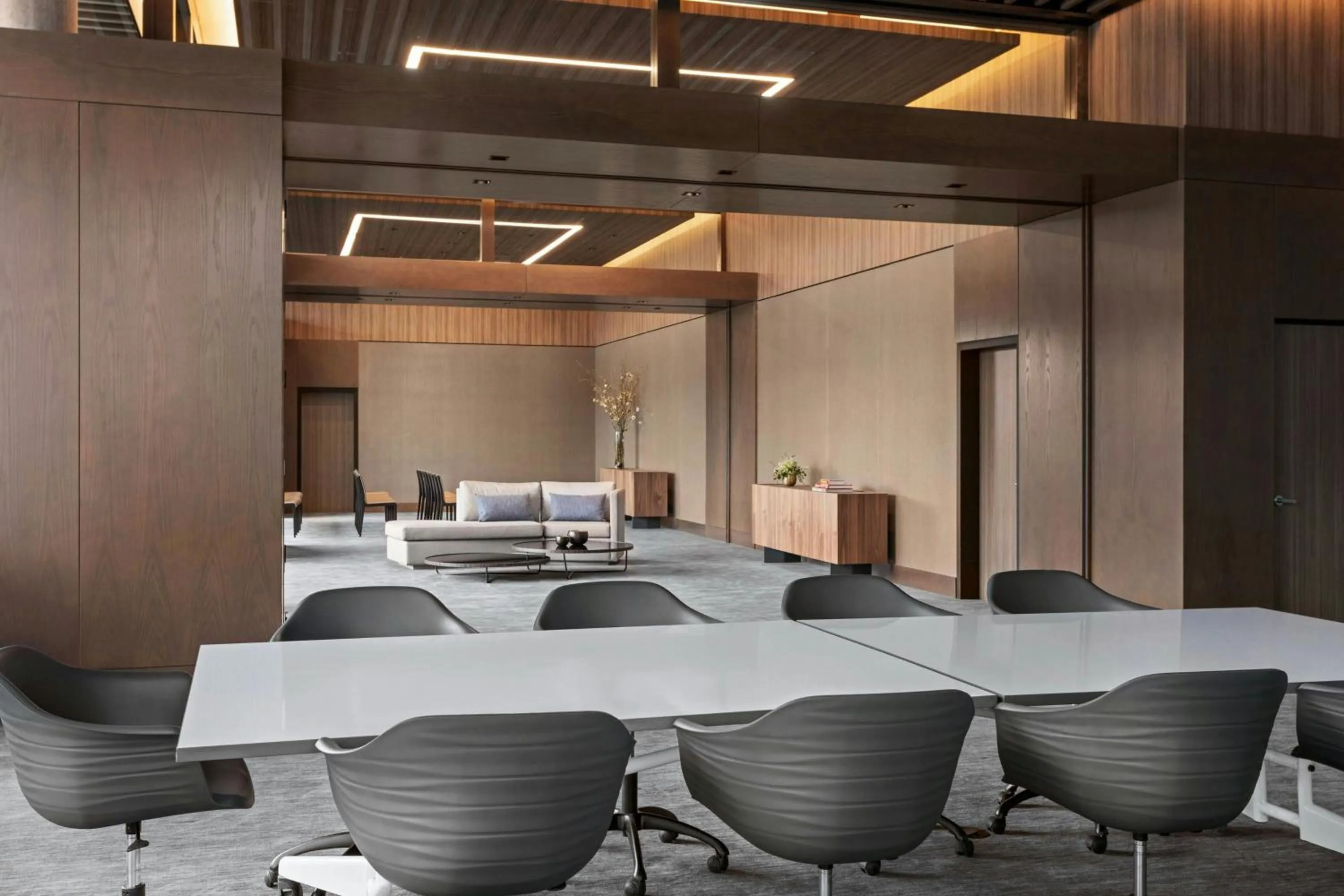 Meeting/conference room in TETRA Hotel, Autograph Collection