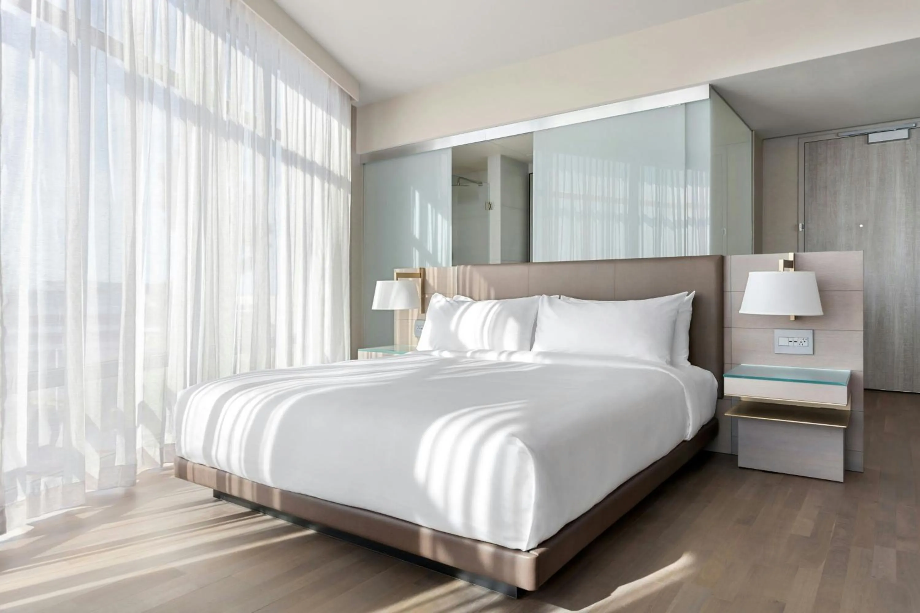 Bedroom, Bed in TETRA Hotel, Autograph Collection