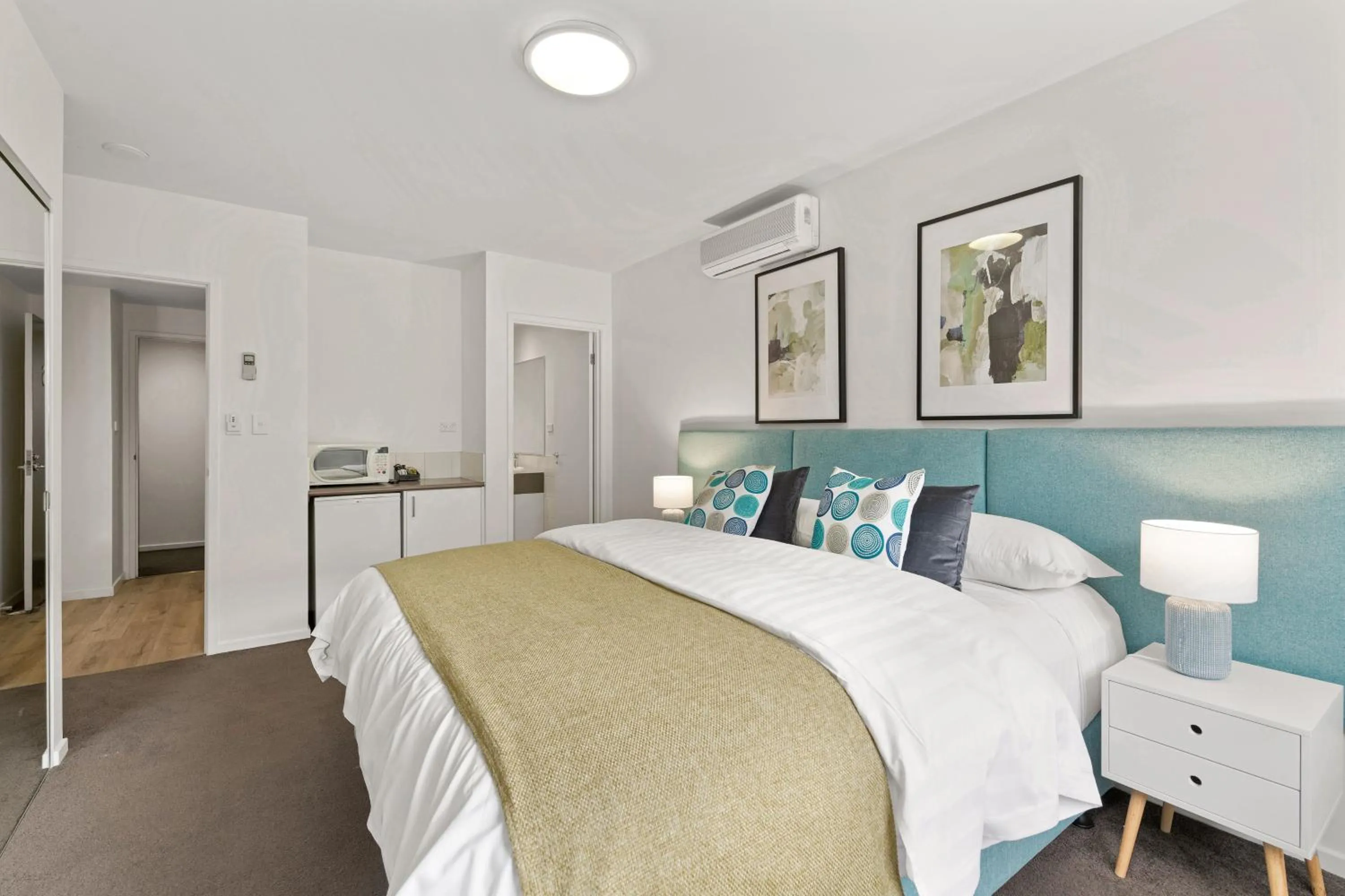 Bed in Burwood Serviced Apartments