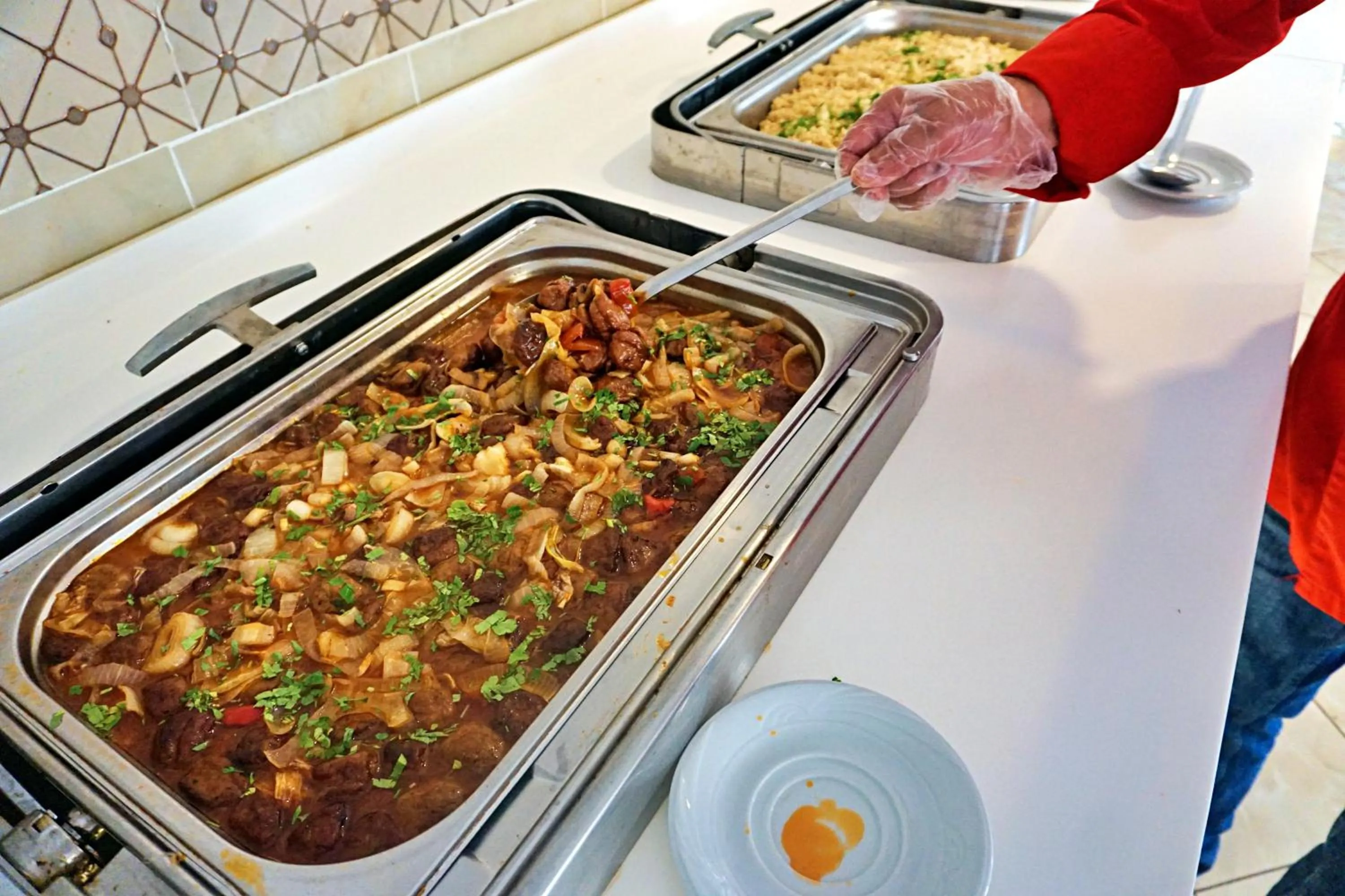 Restaurant/places to eat in Side Legend Hotel