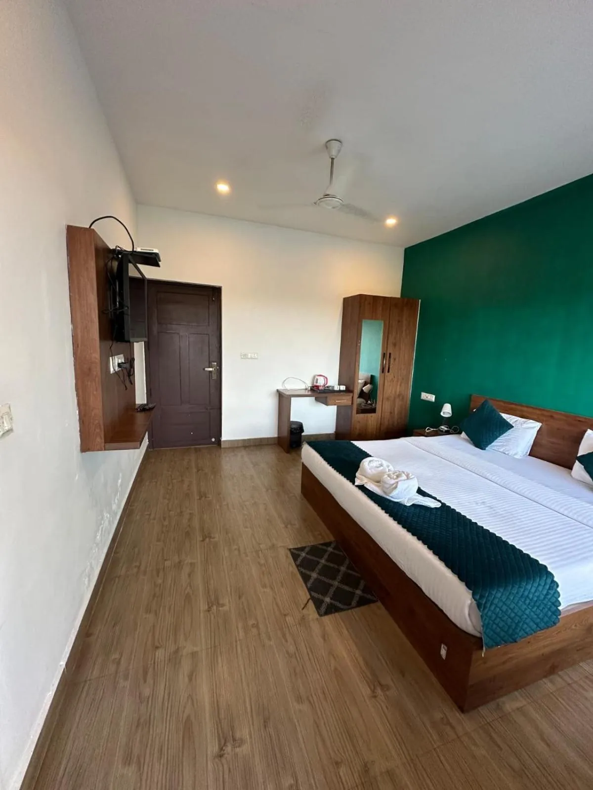 Coffee/tea facilities, Bed in Vagamon Hill Chimes