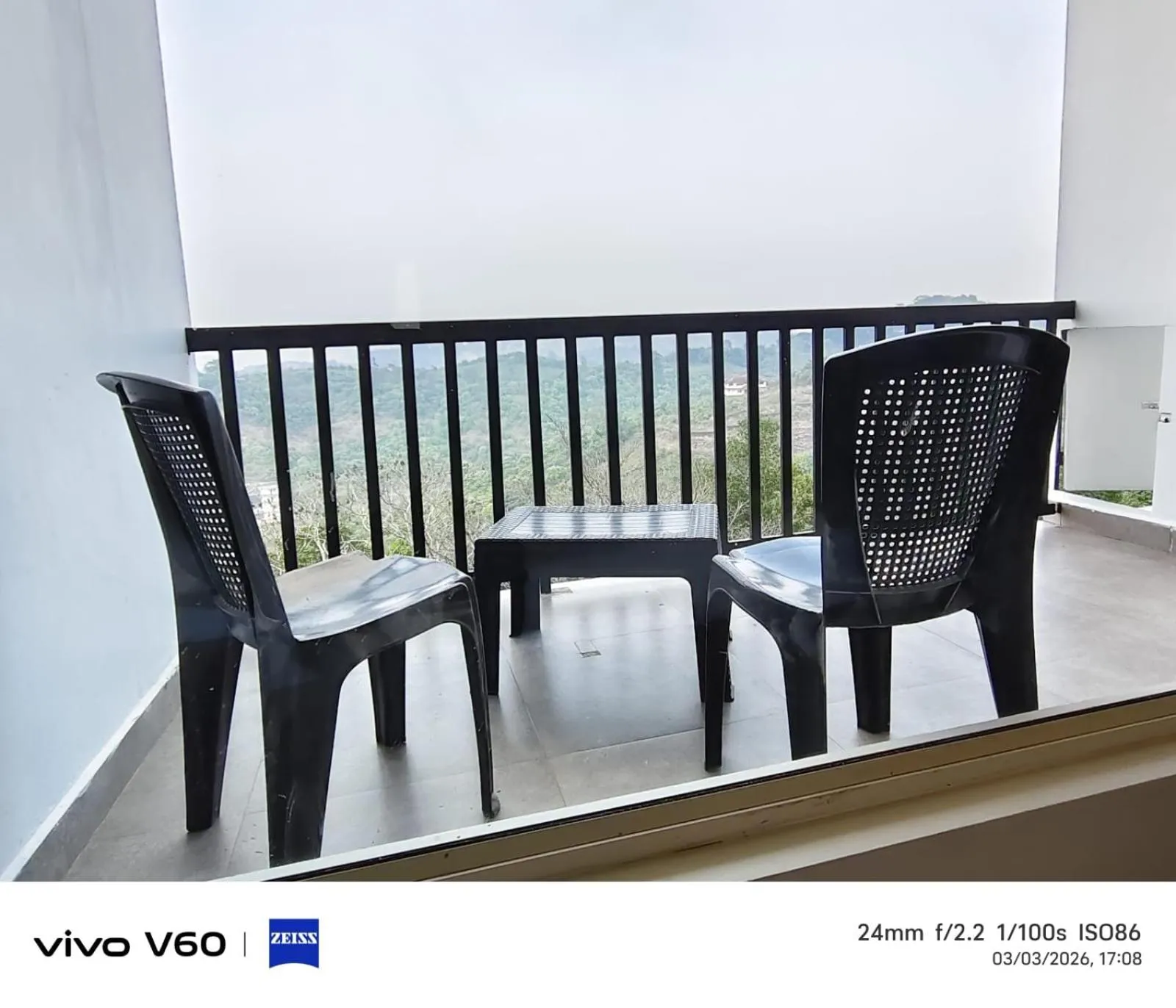 Balcony/Terrace in Vagamon Hill Chimes
