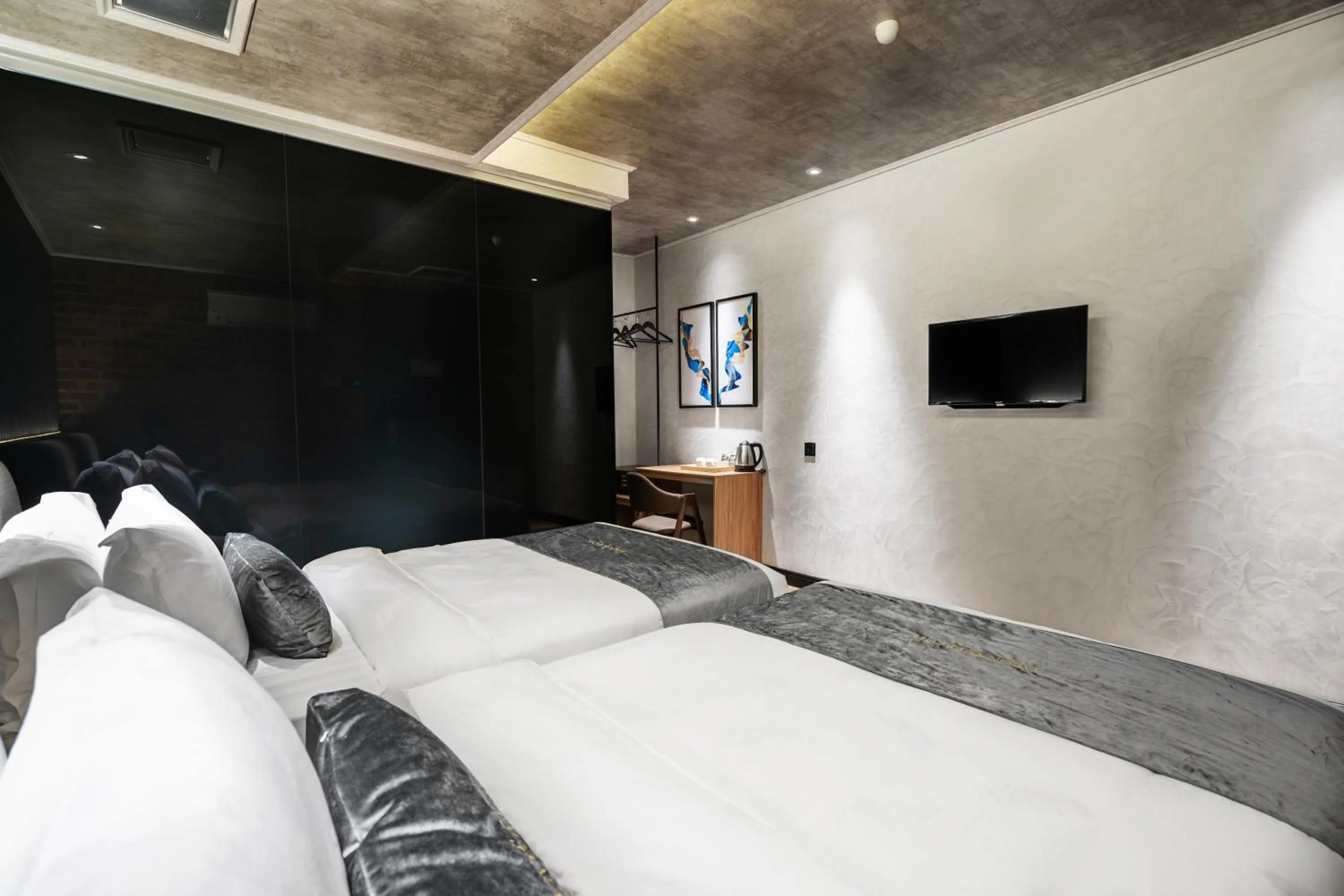 Bedroom, Bed in A&R Urban Hotel