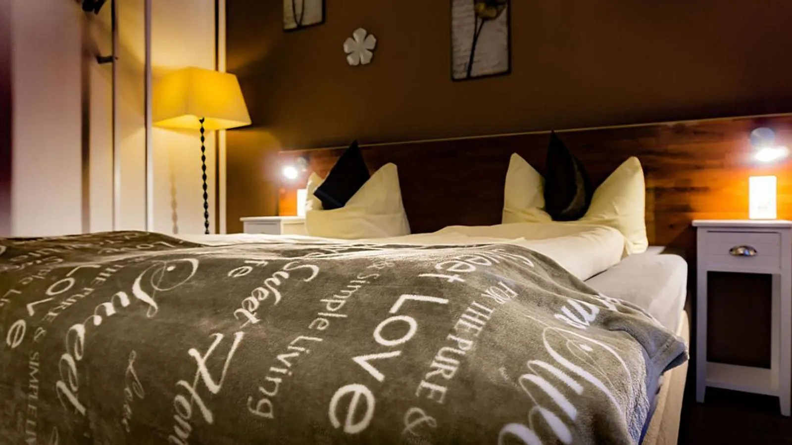 Bed in Hotel Skada City Cölln