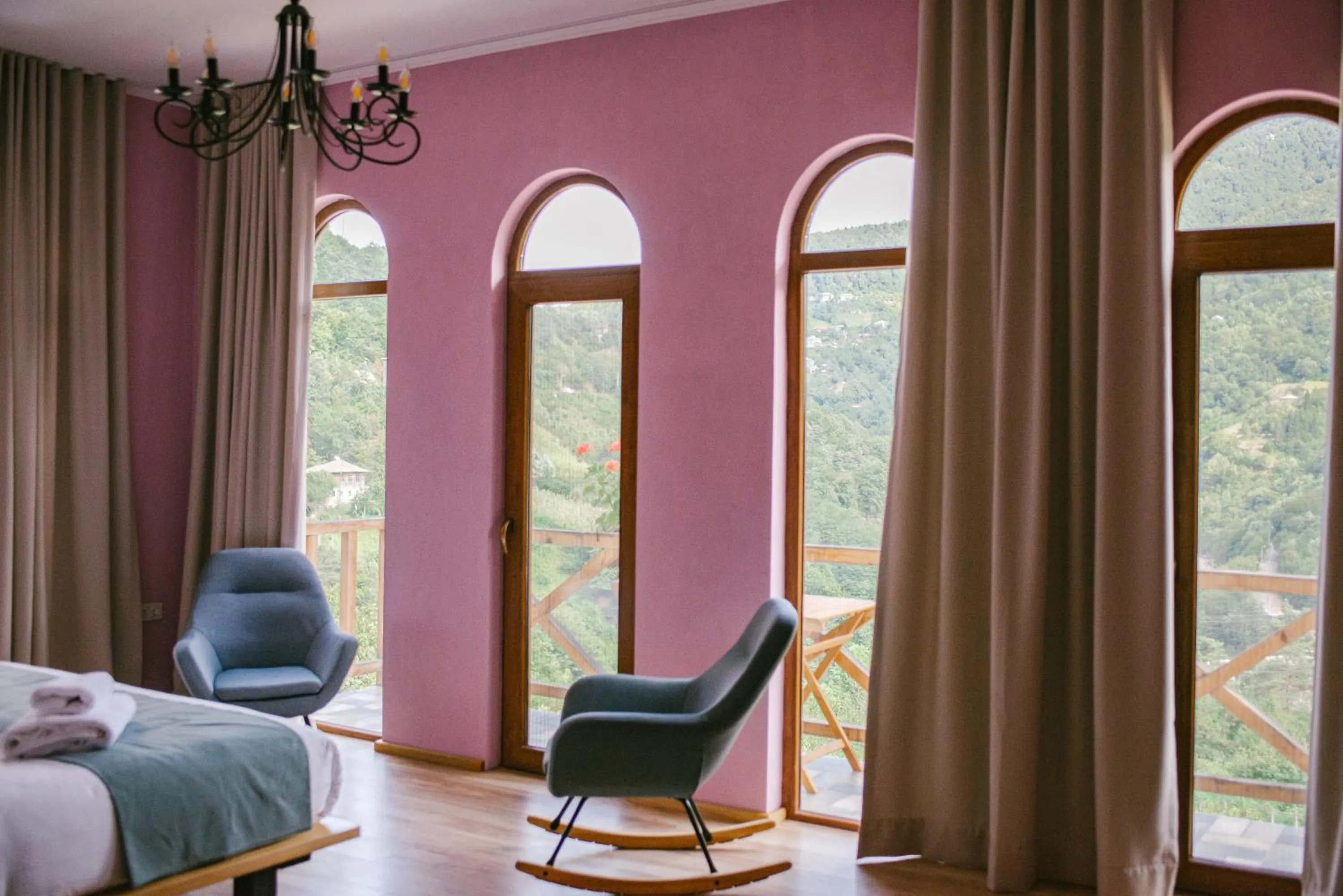 Mountain view in Hotel Chateau Iveri