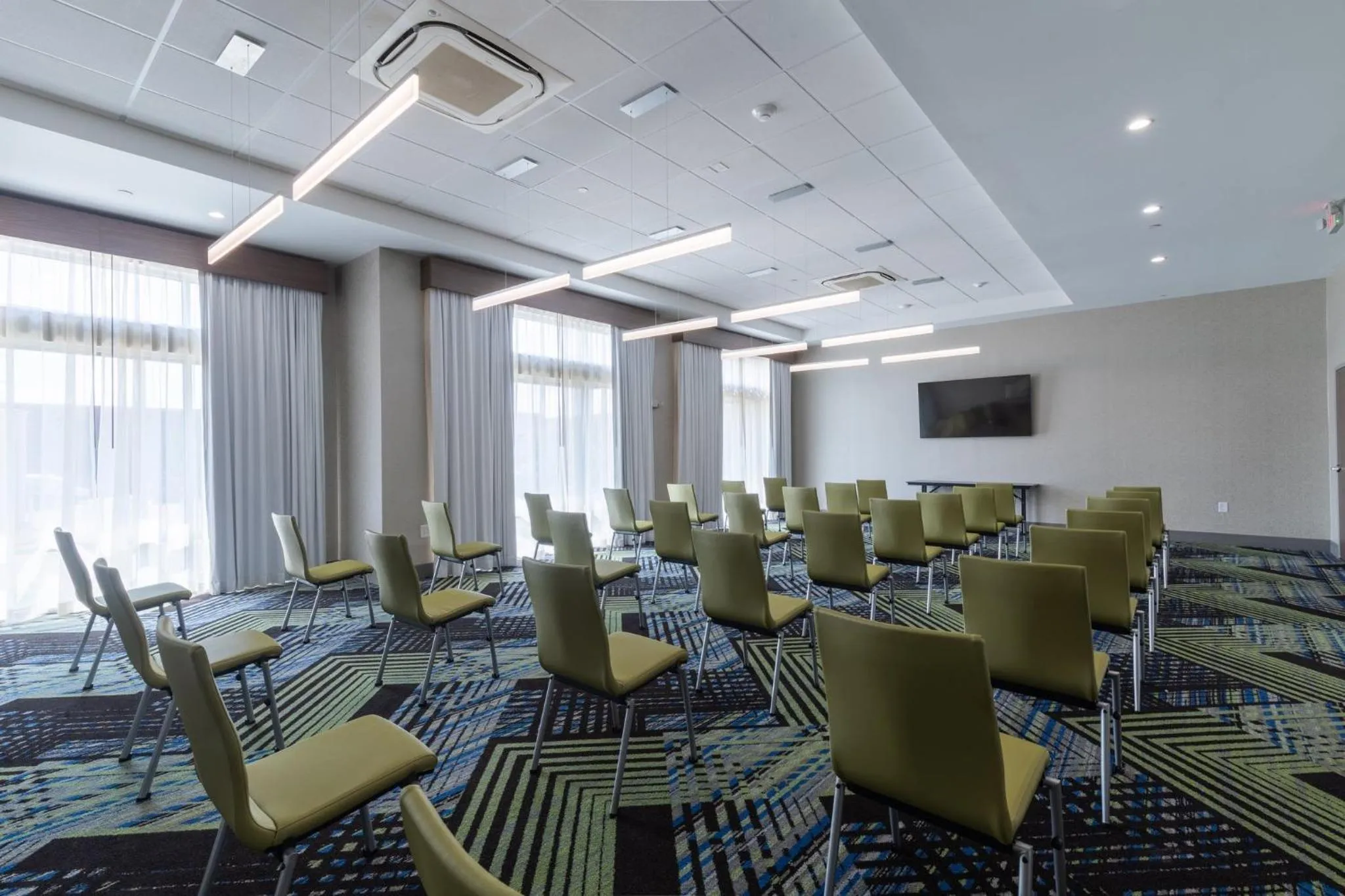 Meeting/conference room in Holiday Inn Express & Suites Columbia Downtown The Vista by IHG