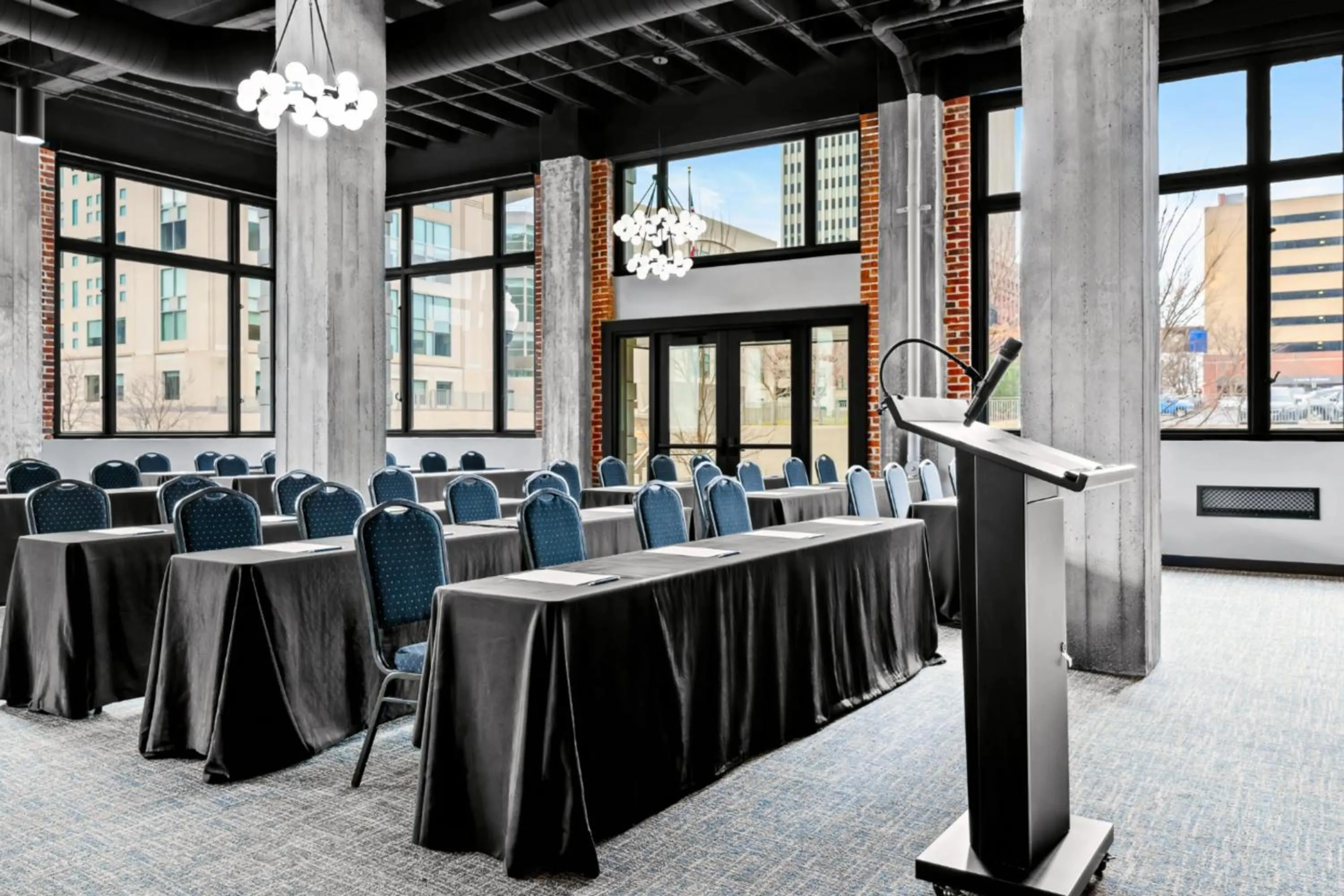 Meeting/conference room in Hotel Indigo - Omaha Downtown by IHG