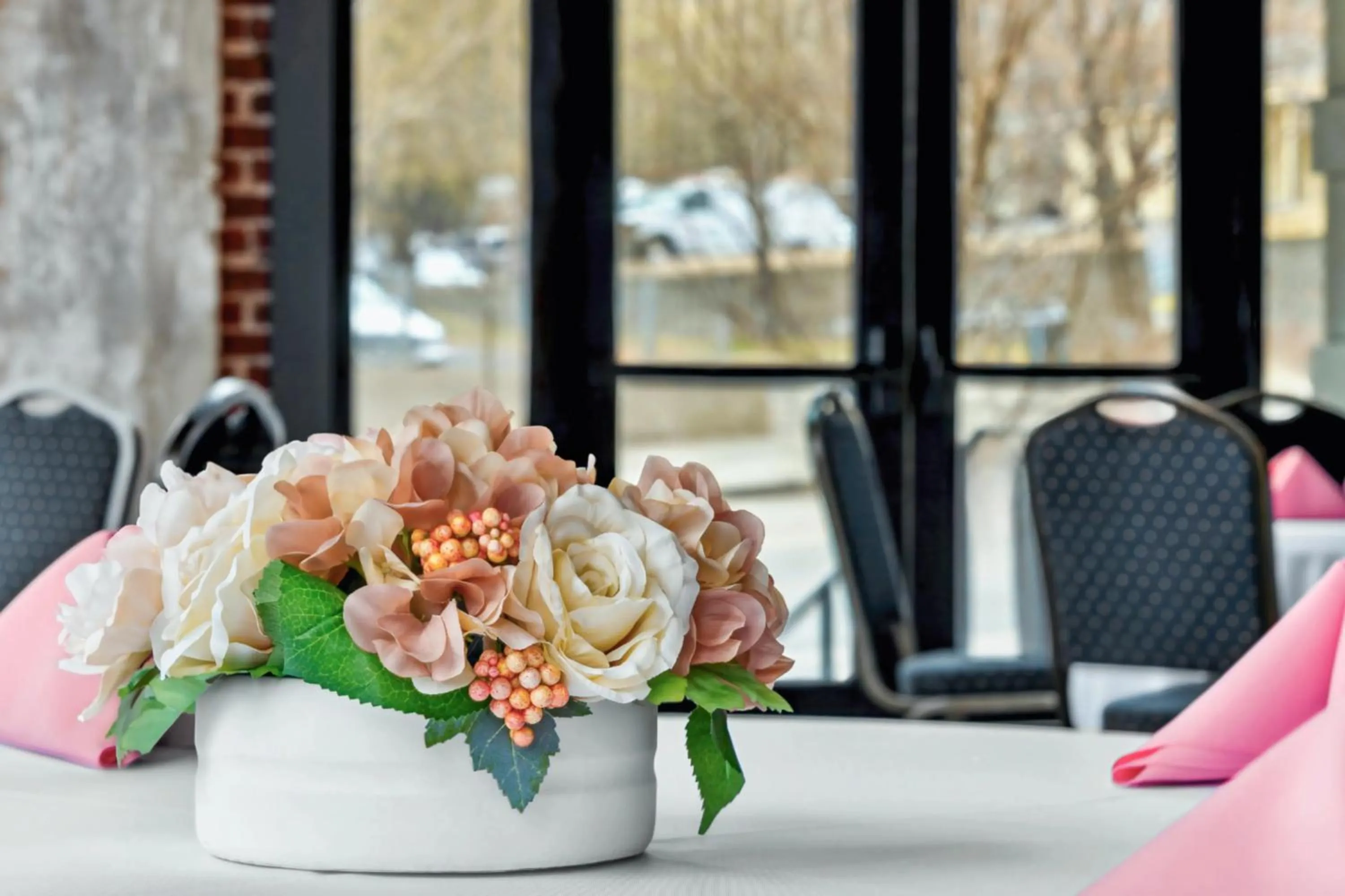 Meeting/conference room in Hotel Indigo - Omaha Downtown by IHG