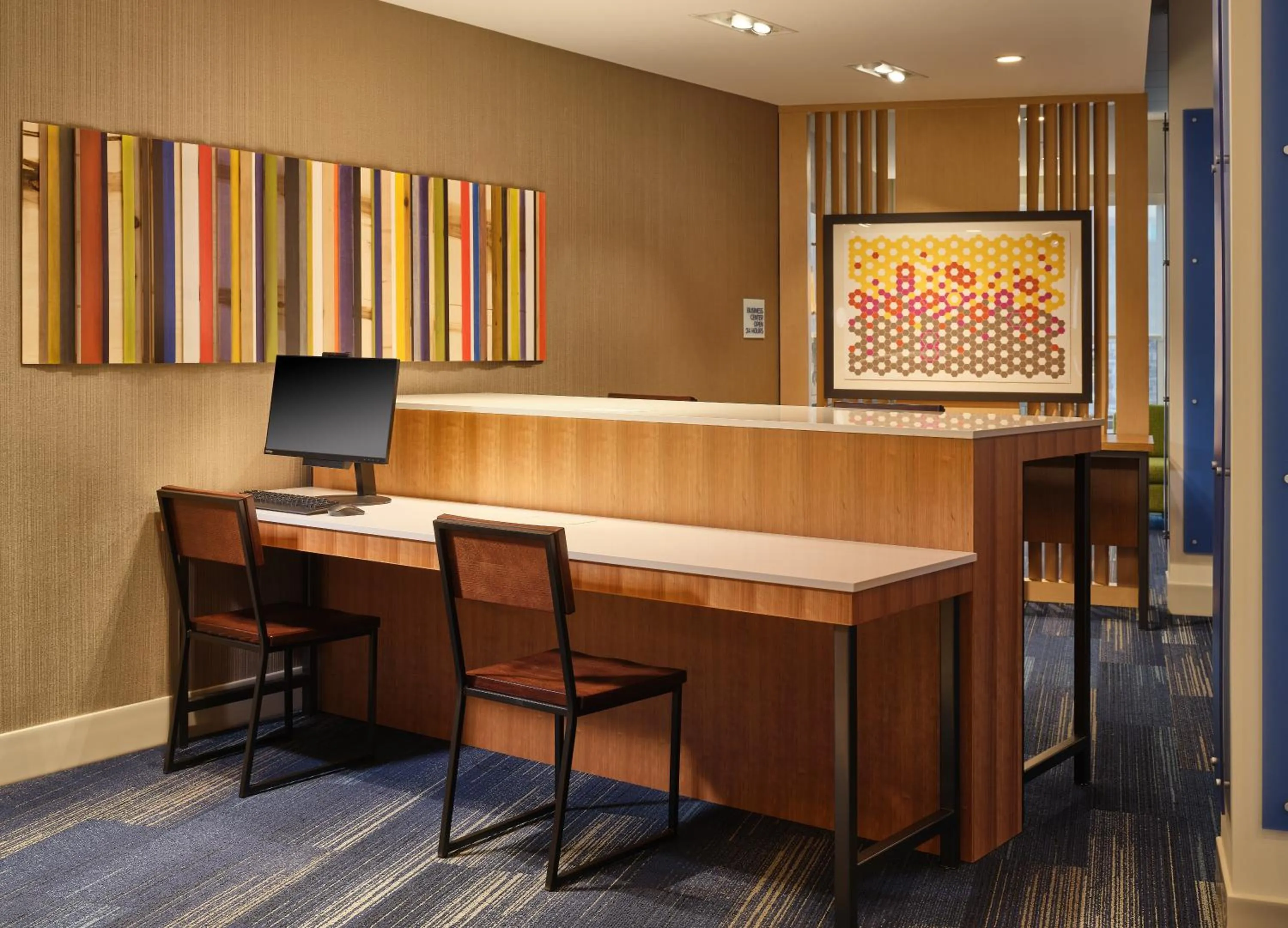 Business facilities in Holiday Inn Express & Suites - Lockport by IHG