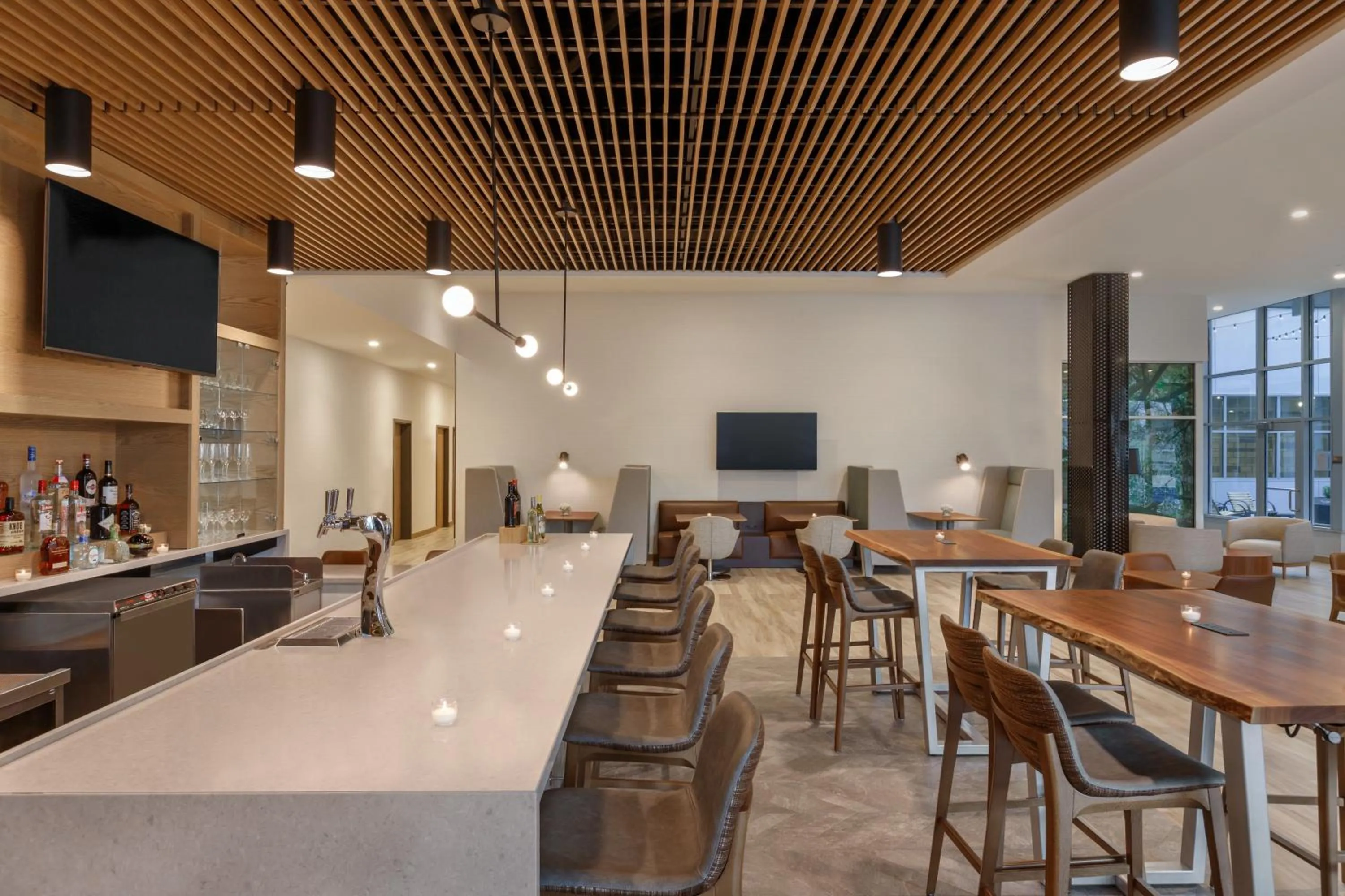 Restaurant/places to eat in Staybridge Suites Rochester - Mayo Clinic Area by IHG