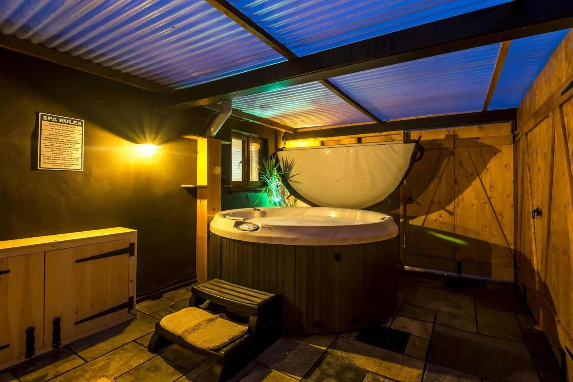 Floor plan in Lavender - Luxurious Barn Conversion - Blossom Farm