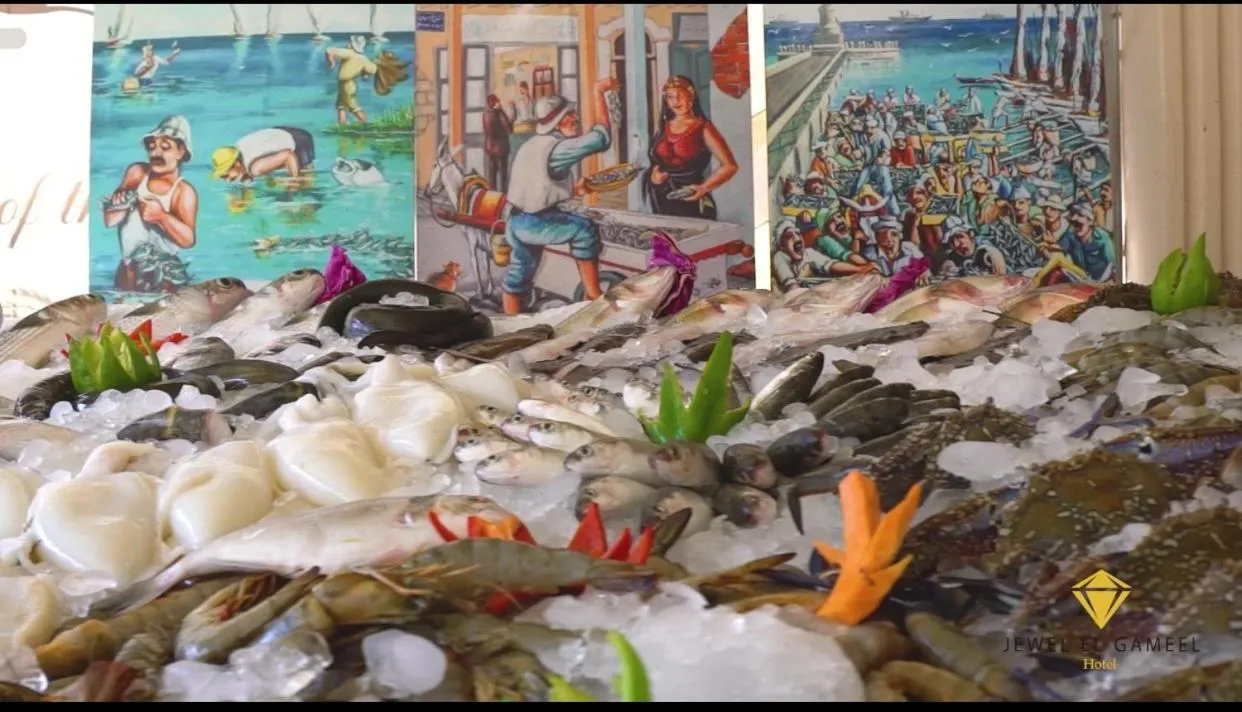 Restaurant/places to eat in Jewel Gameel appartement