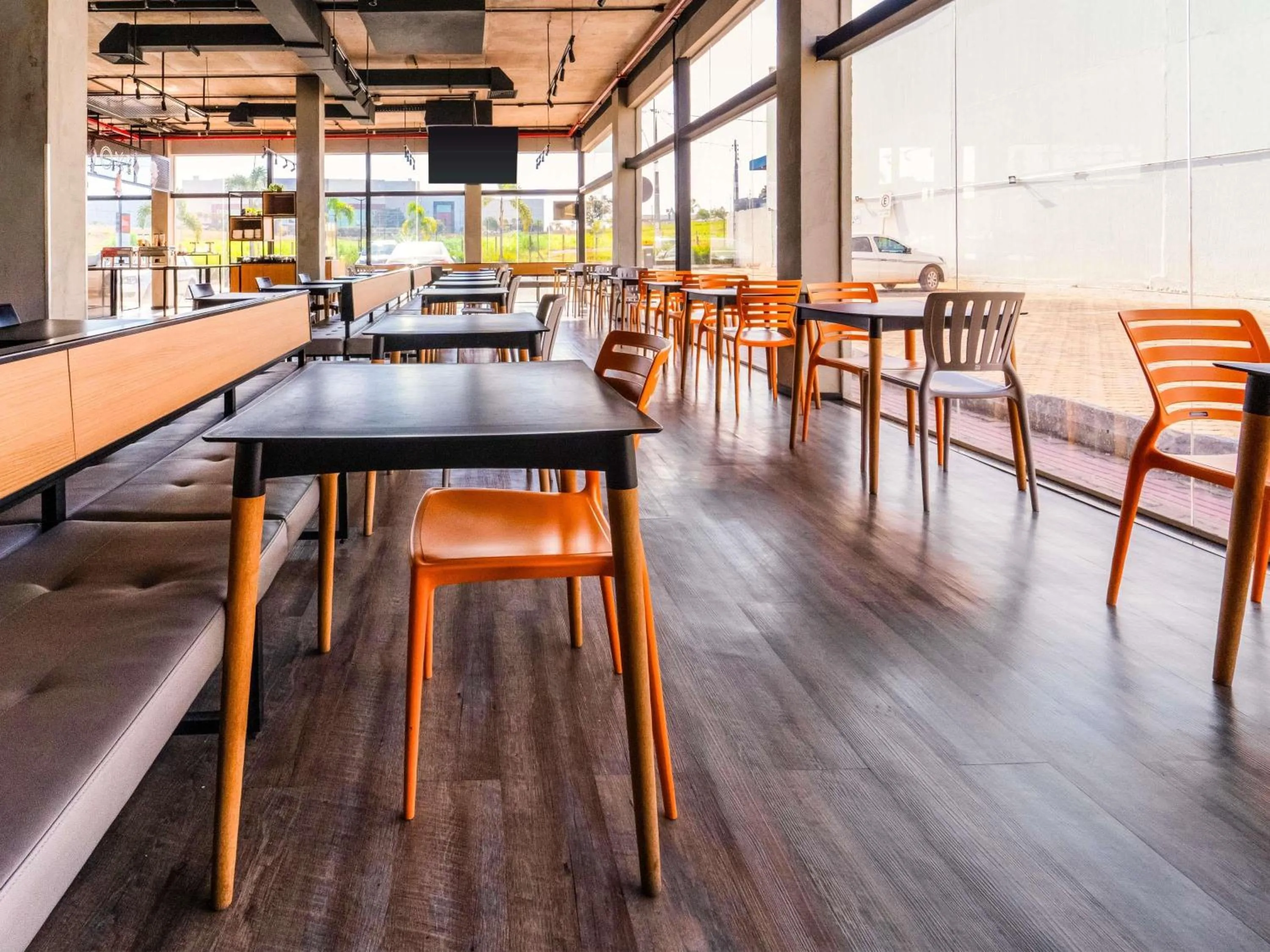 Restaurant/places to eat in ibis Cuiaba Shopping