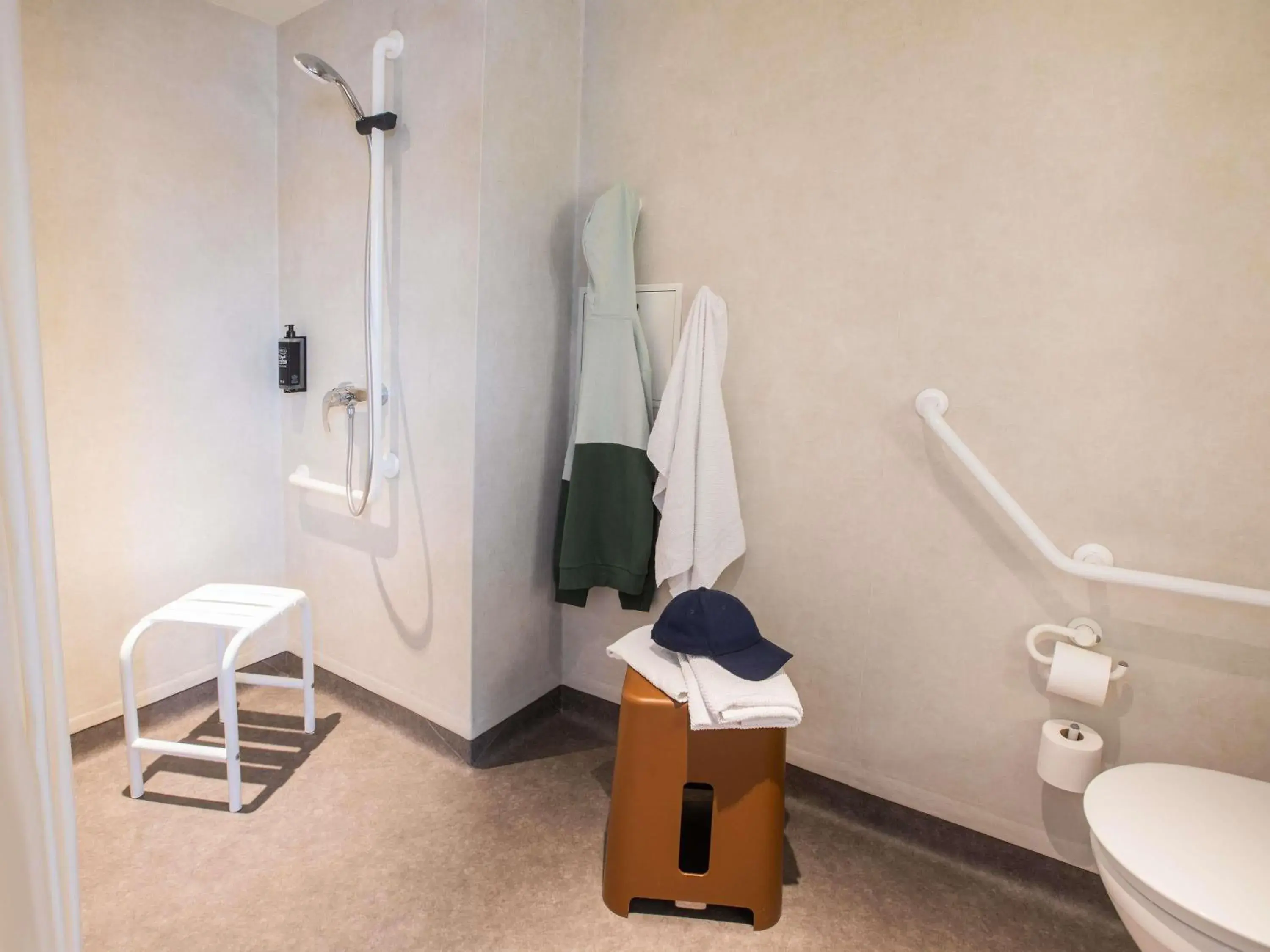 Standard Room for people with reduced mobility with Two Single or twin Beds in Ibis Budget Strasbourg Centre Republique Standard Room for people with reduced mobility with Two Single or twin Beds in Ibis Budget Strasbourg Centre Republique