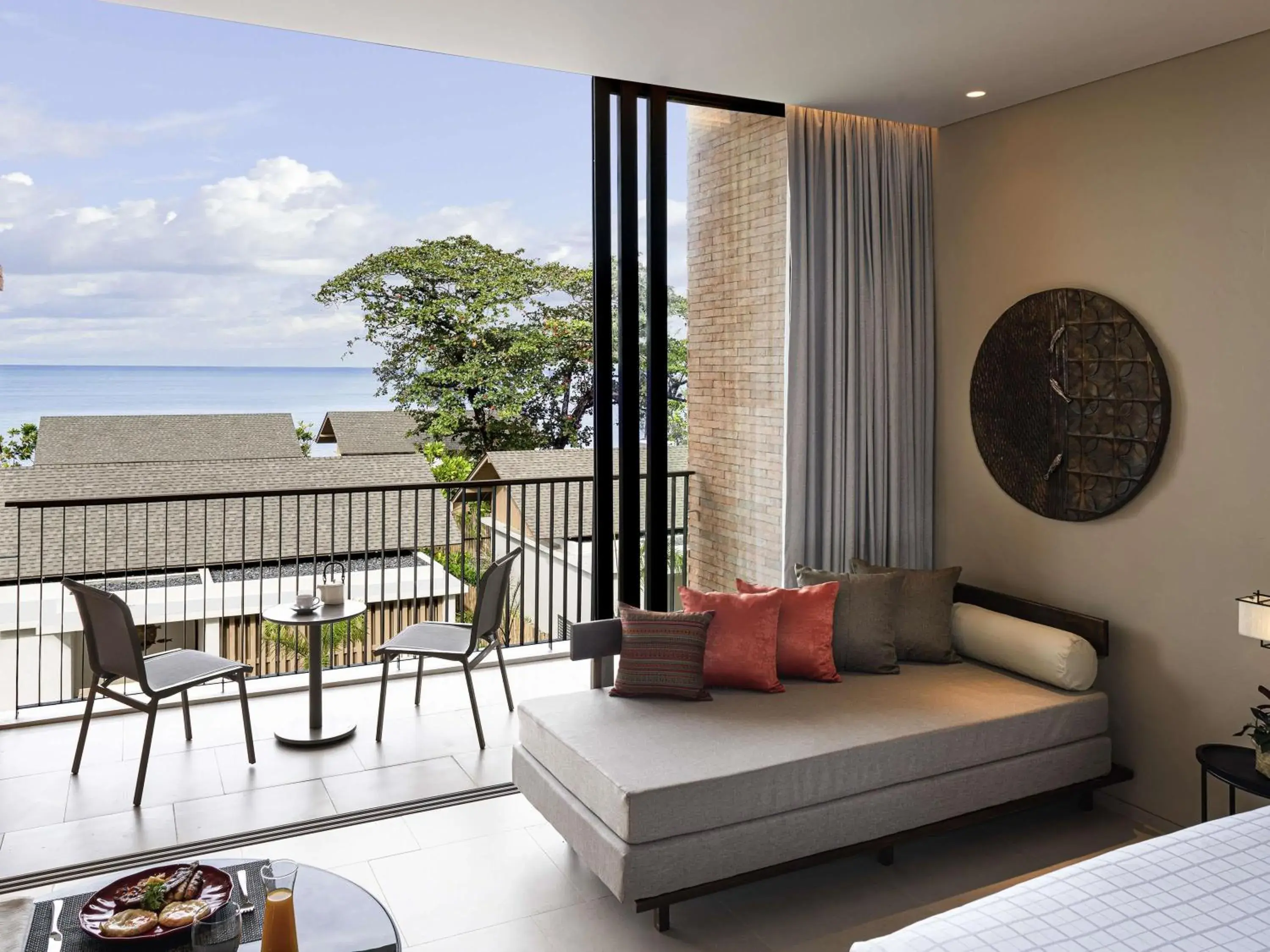 Deluxe King Room with Sea View in Pullman Khao Lak Resort Deluxe King Room with Sea View in Pullman Khao Lak Resort