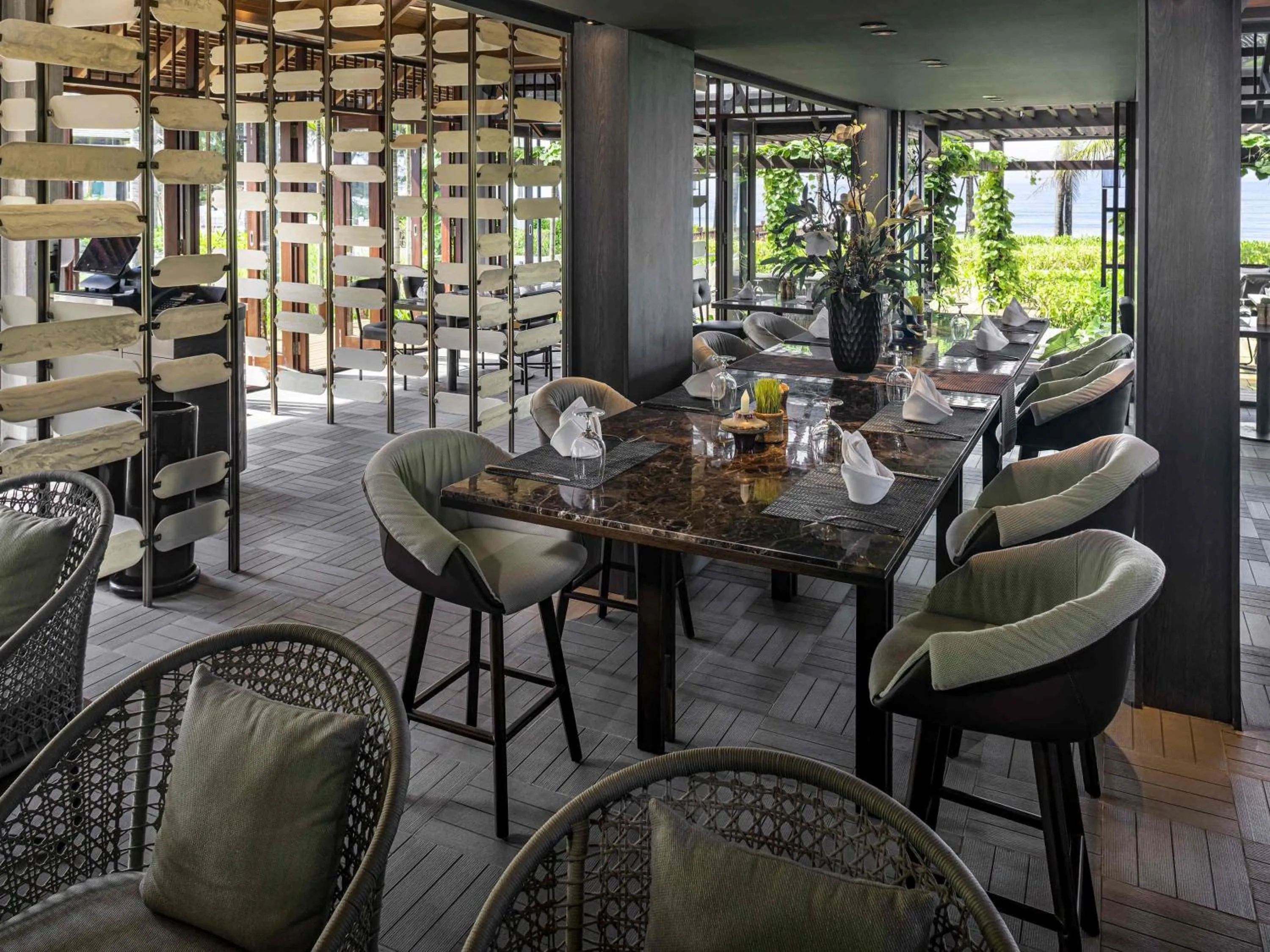 Restaurant/places to eat in Grand Mercure Khao Lak Bangsak